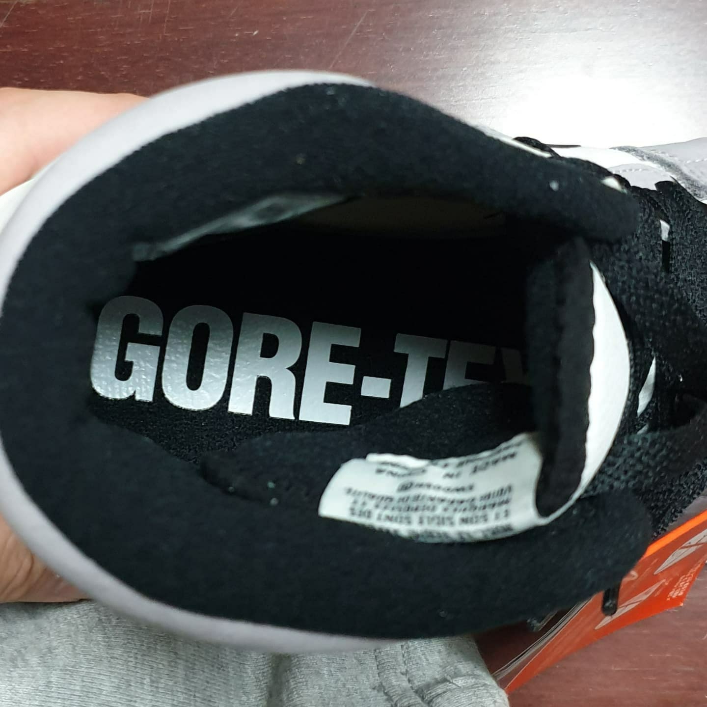 Jordan 1 Element Gore-Tex Sail 착용 스타일 - 5