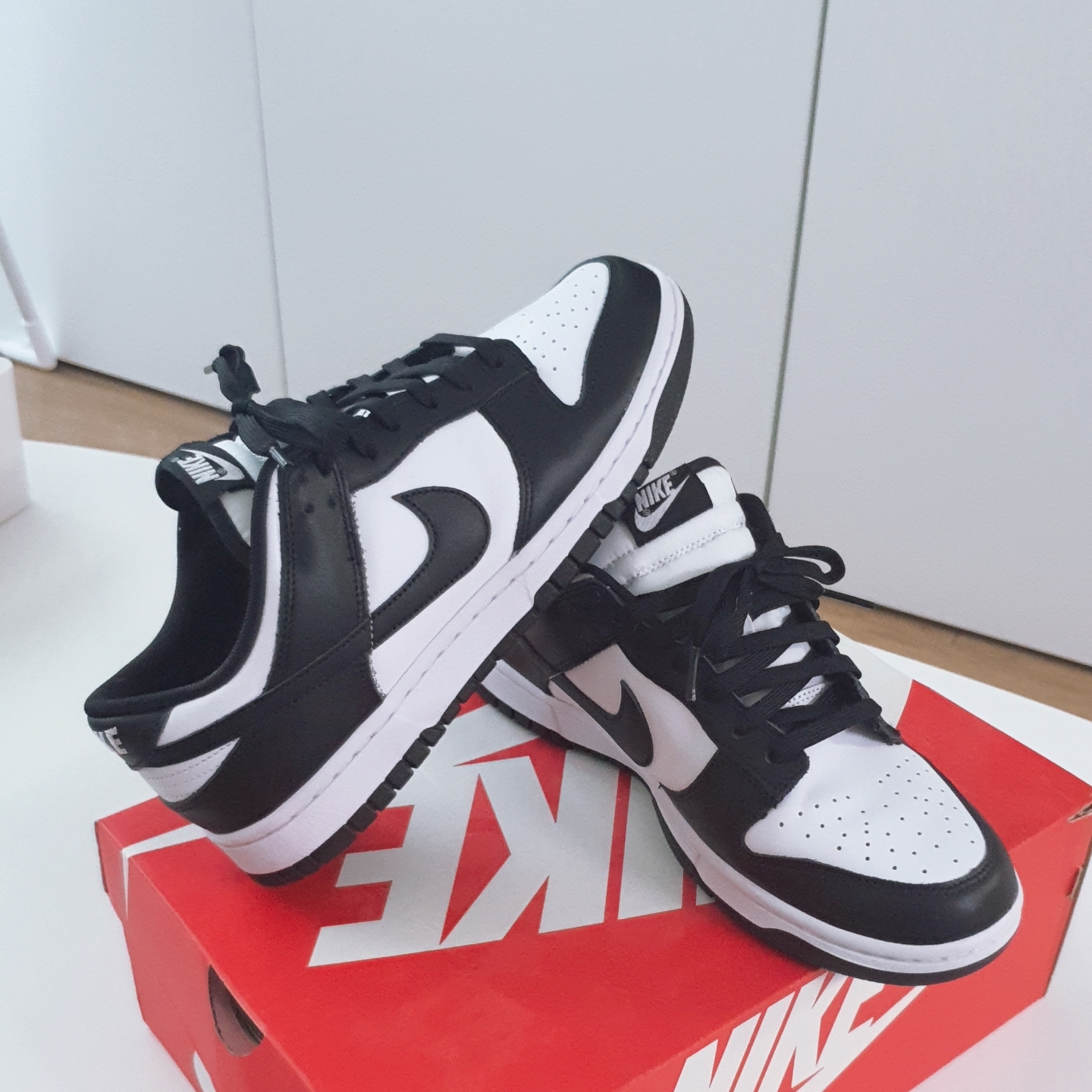 Nike Dunk Low Retro Black 착용 스타일 - 1