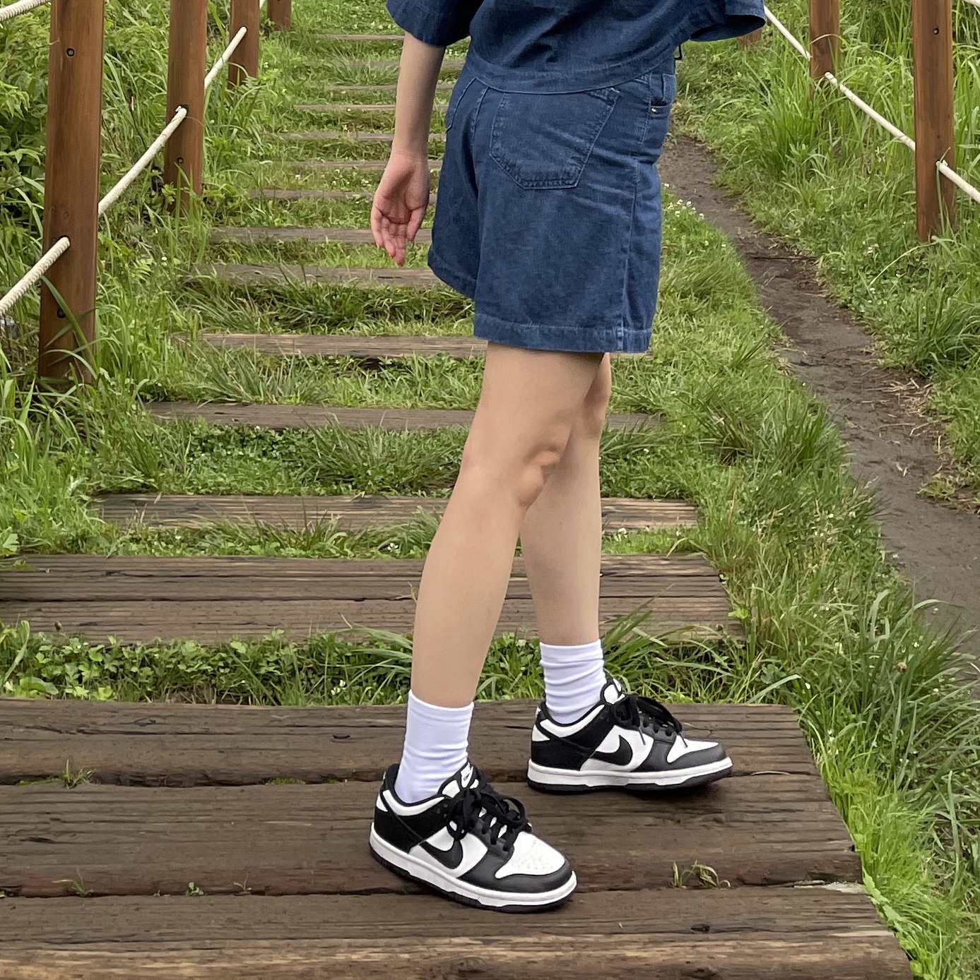 (GS) Nike Dunk Low Black 착용 스타일