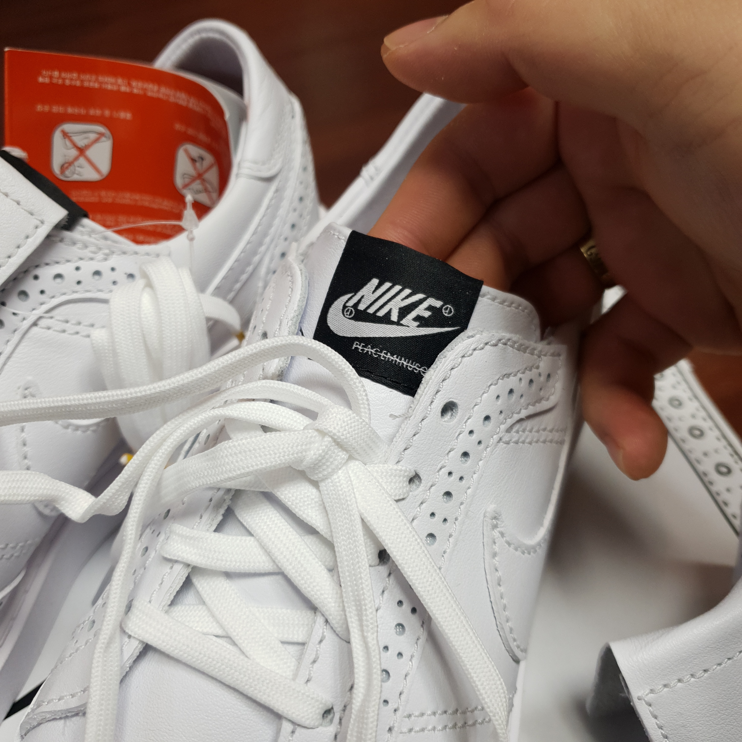 Nike x Peaceminusone Kwondo1 White 착용 스타일 - 3