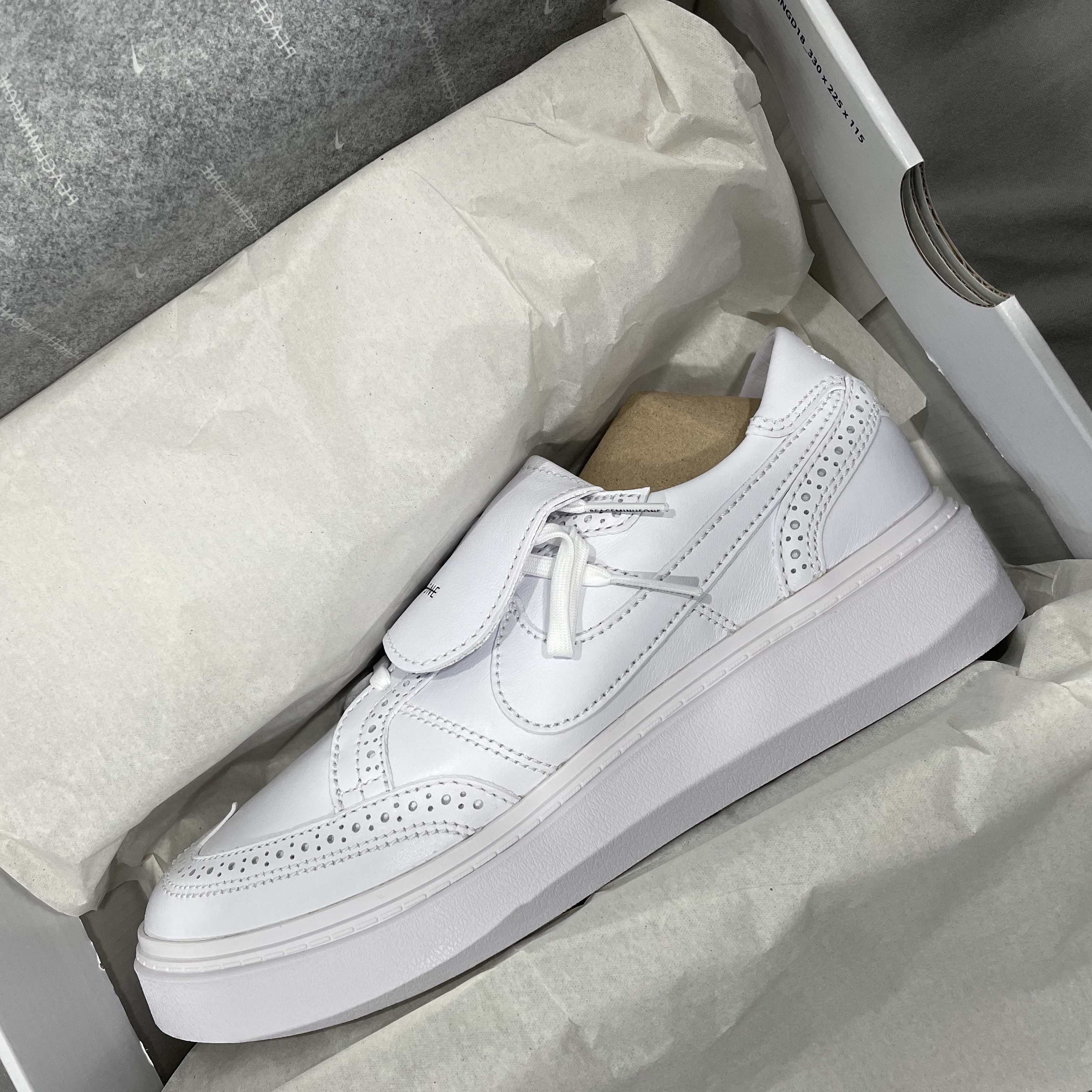 Nike x Peaceminusone Kwondo1 White 착용 스타일 - 5