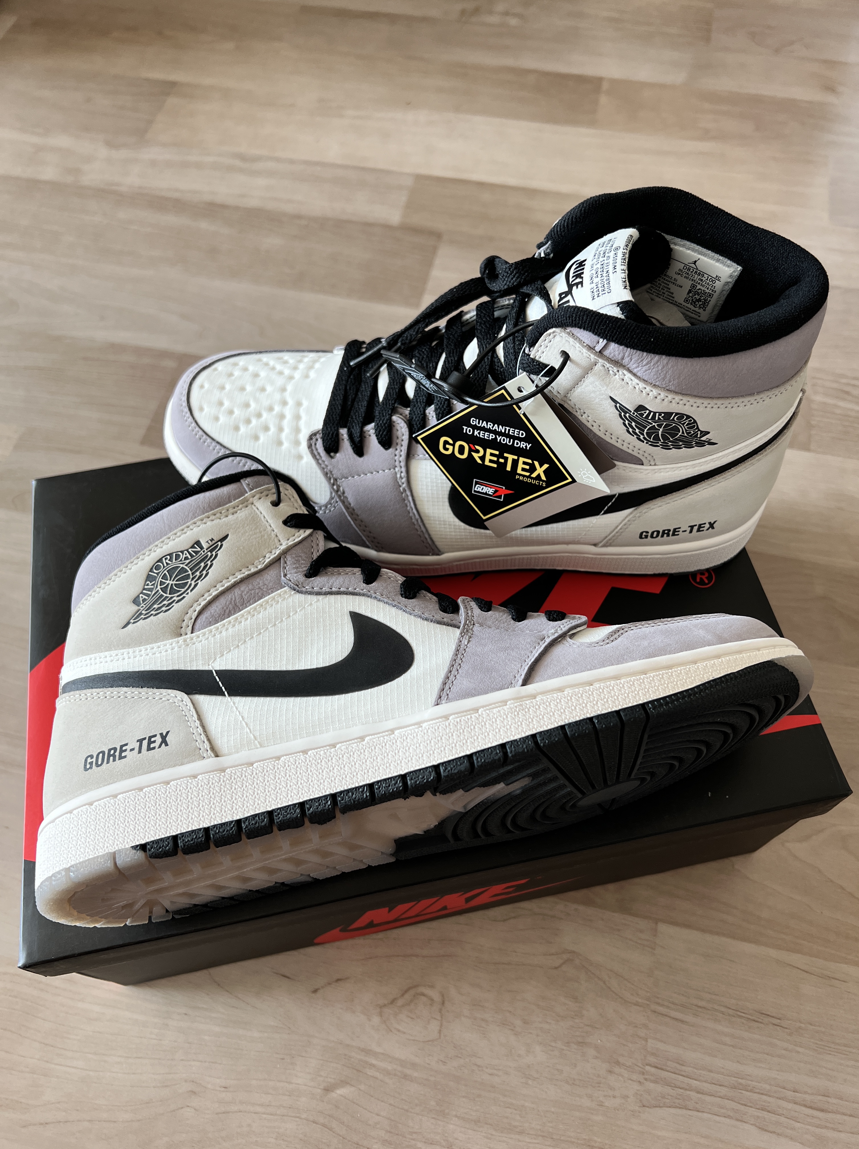 Jordan 1 Element Gore-Tex Sail 착용 스타일