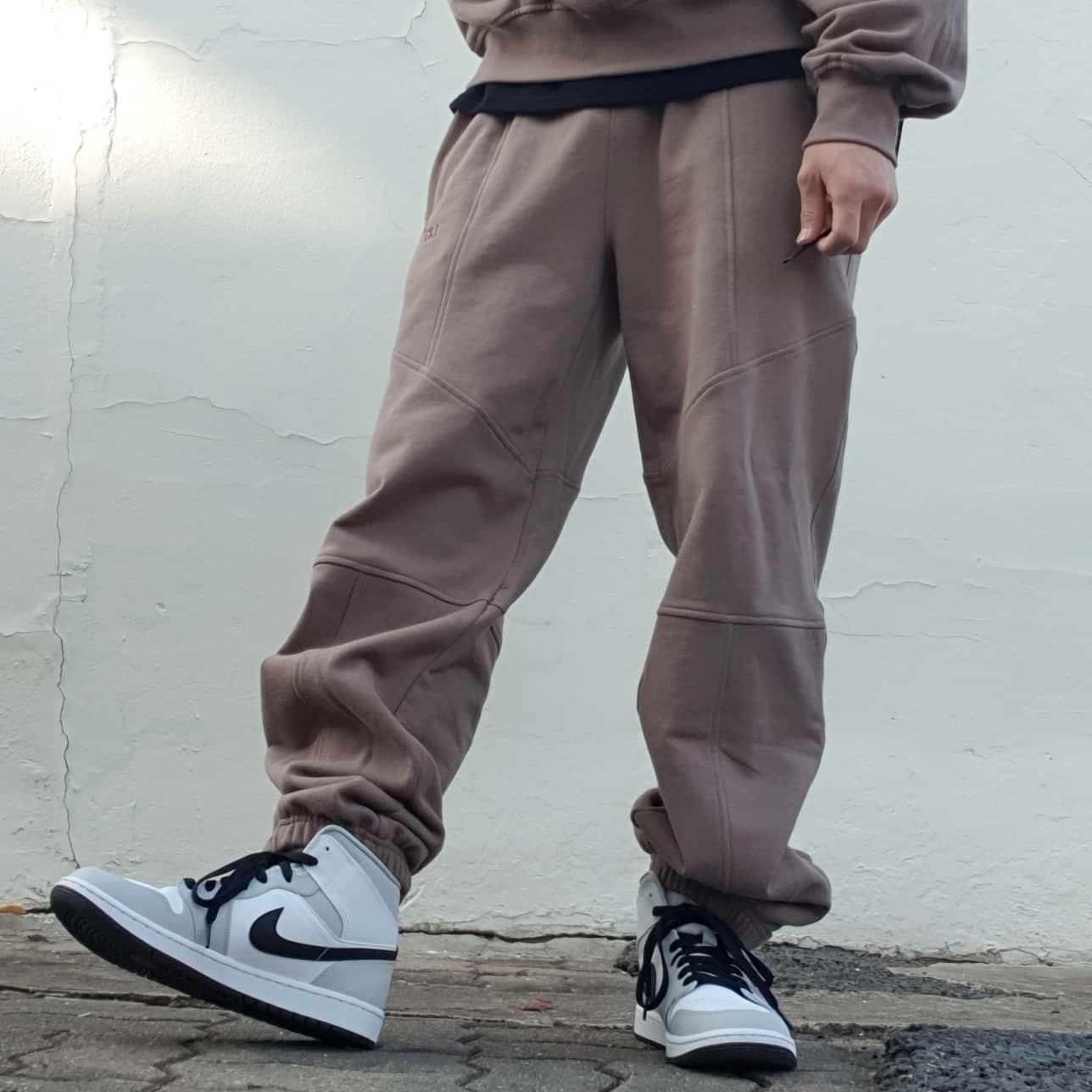 (W) Jordan 1 Mid Grey Fog 착용 스타일 - 3