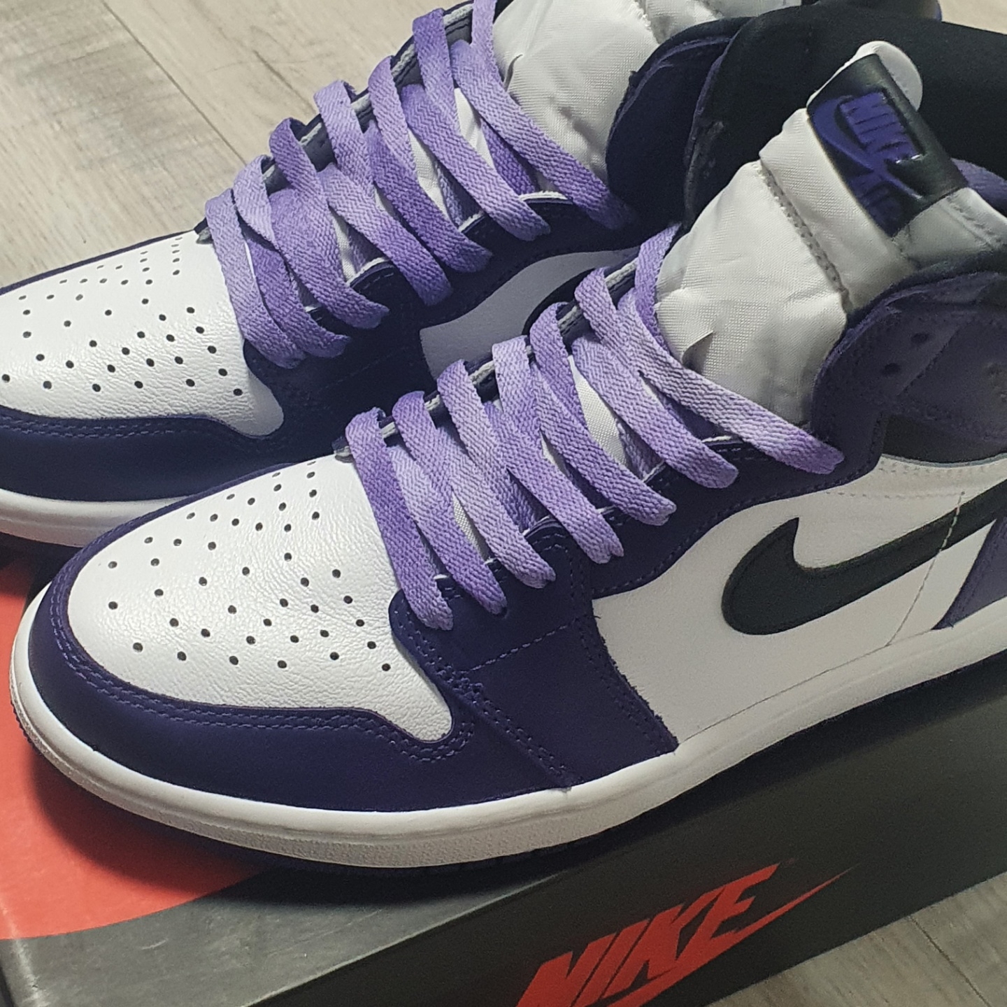 Jordan 1 Retro High OG Court Purple 2020 착용 스타일 - 4