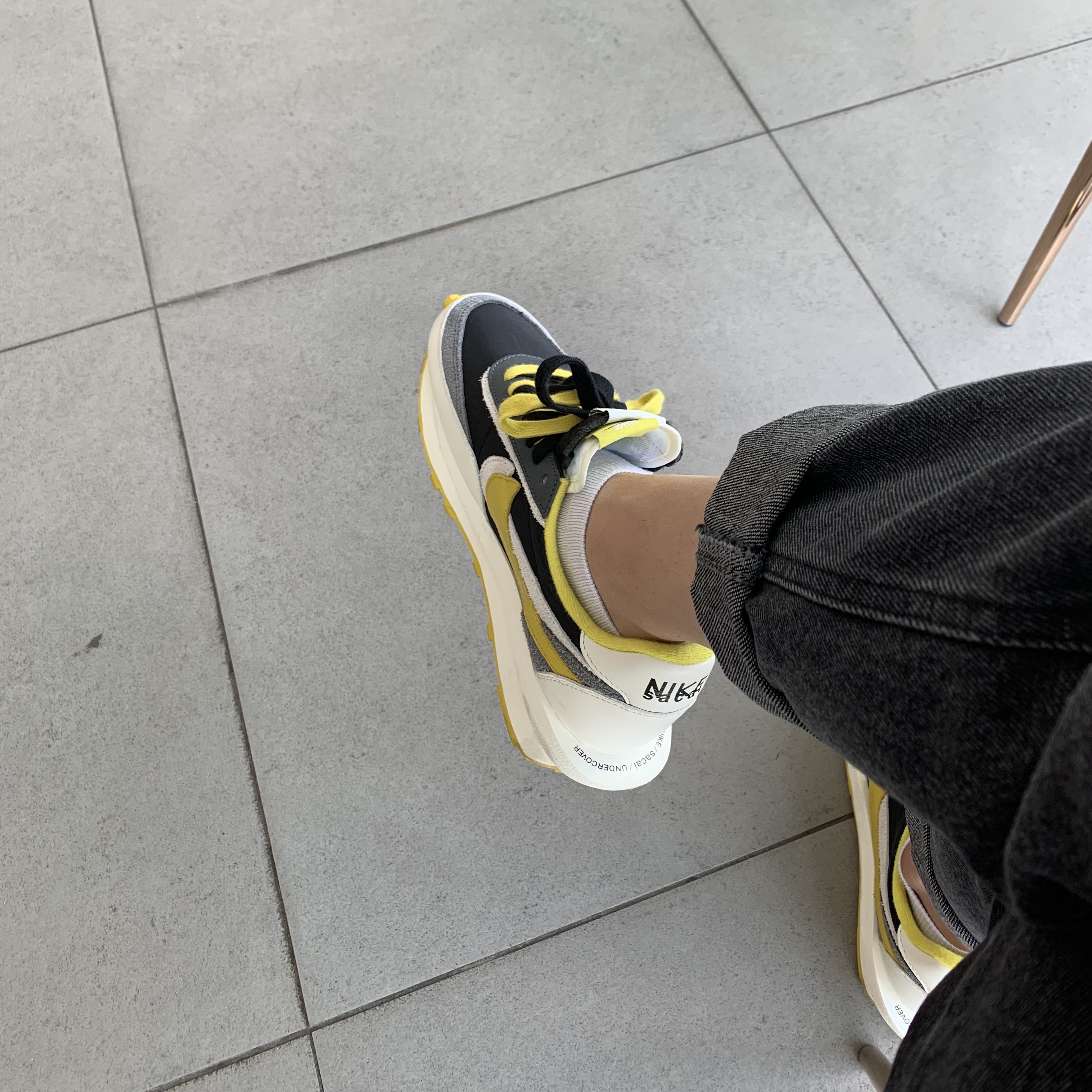 Nike x Sacai x Undercover LDWaffle Black Bright Citron 착용 스타일 - 1