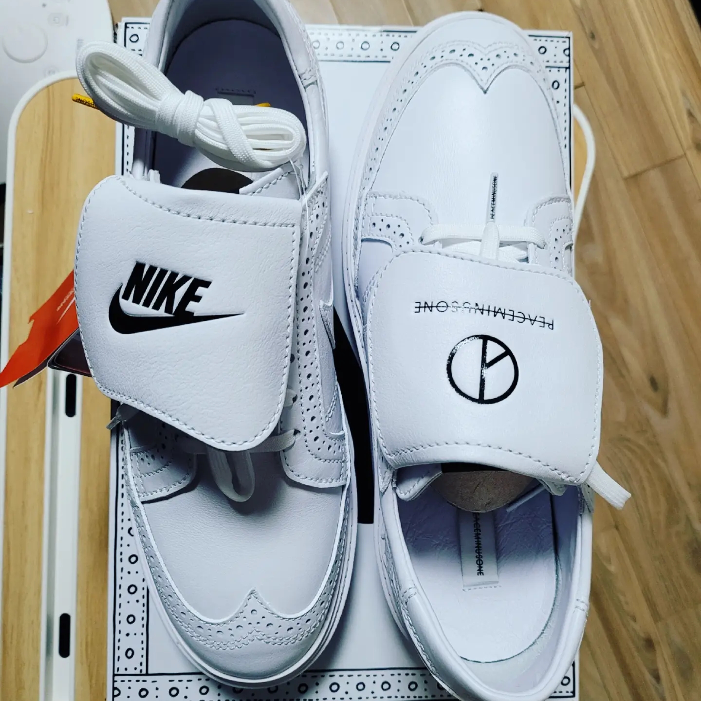 Nike x Peaceminusone Kwondo1 White 착용 스타일 - 1