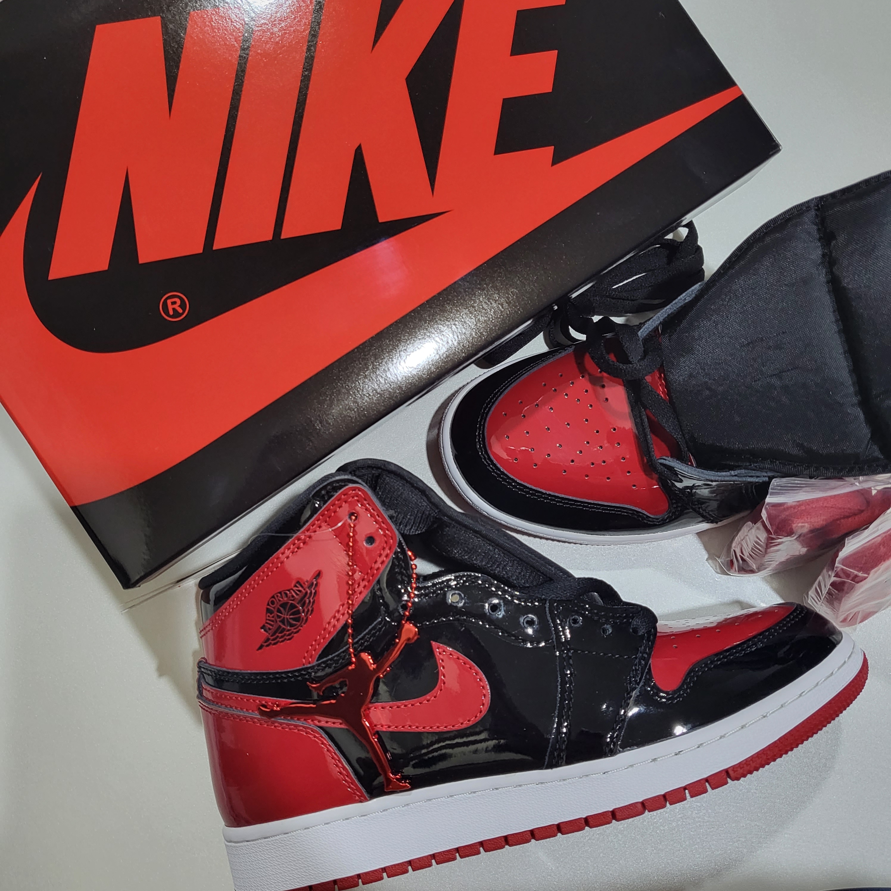 (GS) Jordan 1 Retro High OG Patent Bred 착용 스타일