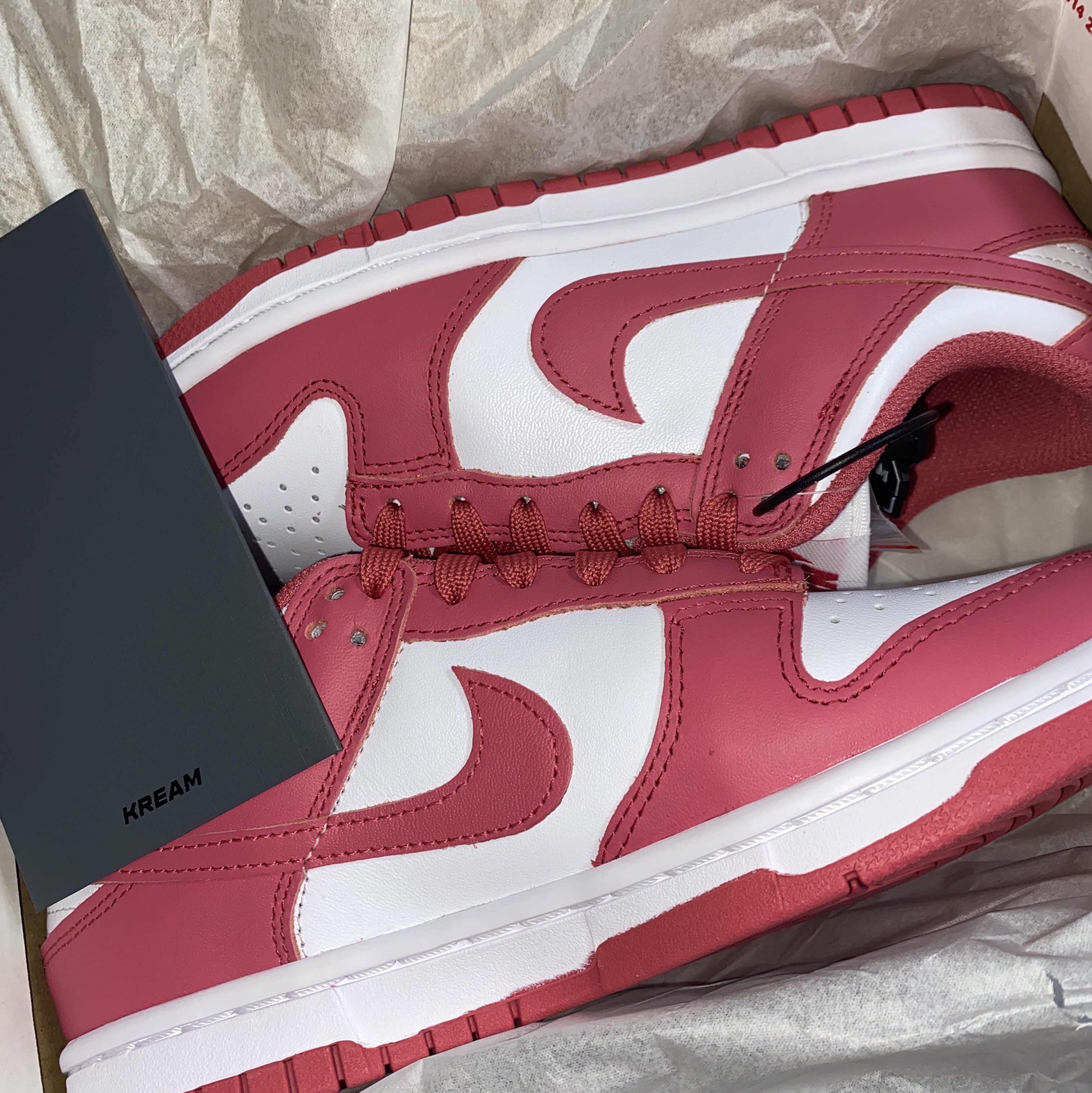 (W) Nike Dunk Low Archeo Pink 착용 스타일