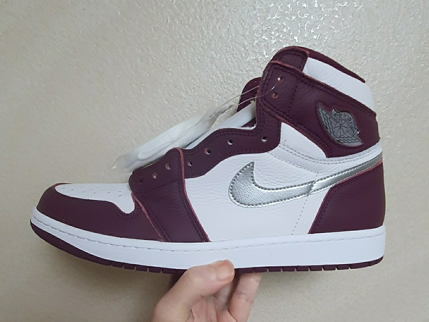 Jordan 1 Retro High OG Bordeaux 착용 스타일