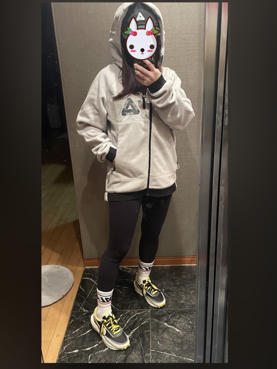Palace Polar Fleece Asymmetric Jacket Stone - 21FW, Palace Tri-Ferg Patch Shell 6-Panel Black - 21FW 착용 스타일 - 2