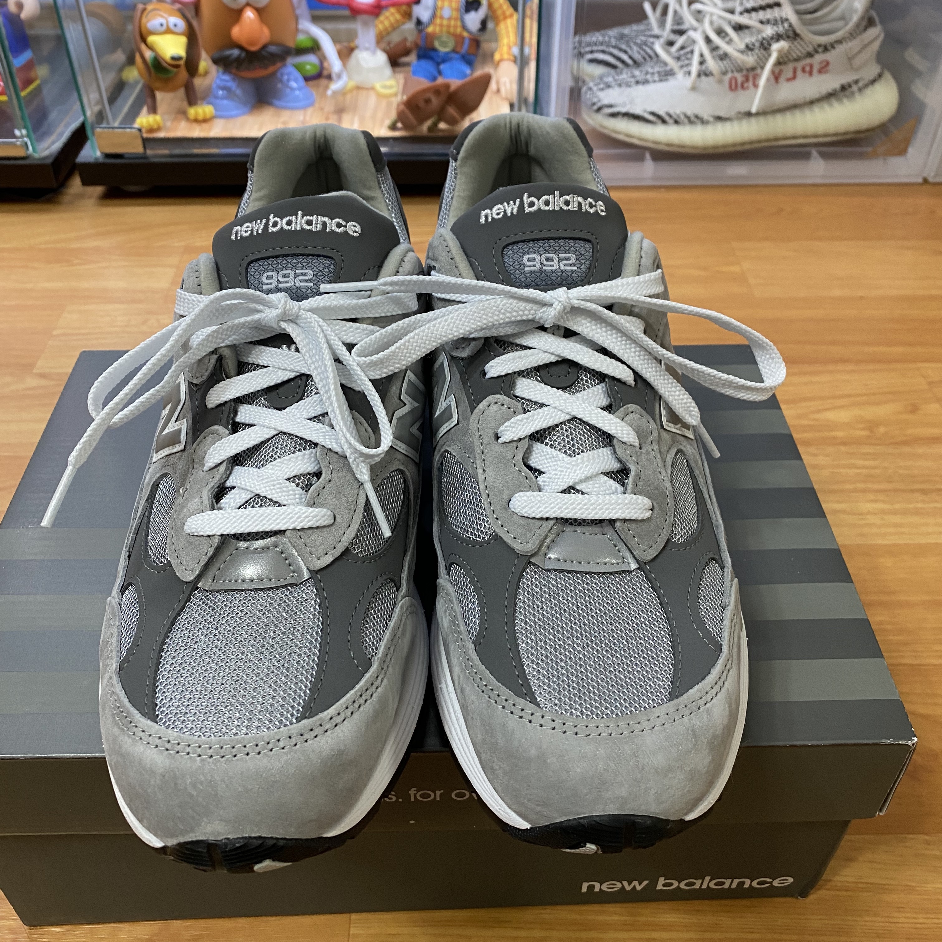 New Balance 992 Made in USA Grey - D Standard 착용 스타일 - 2