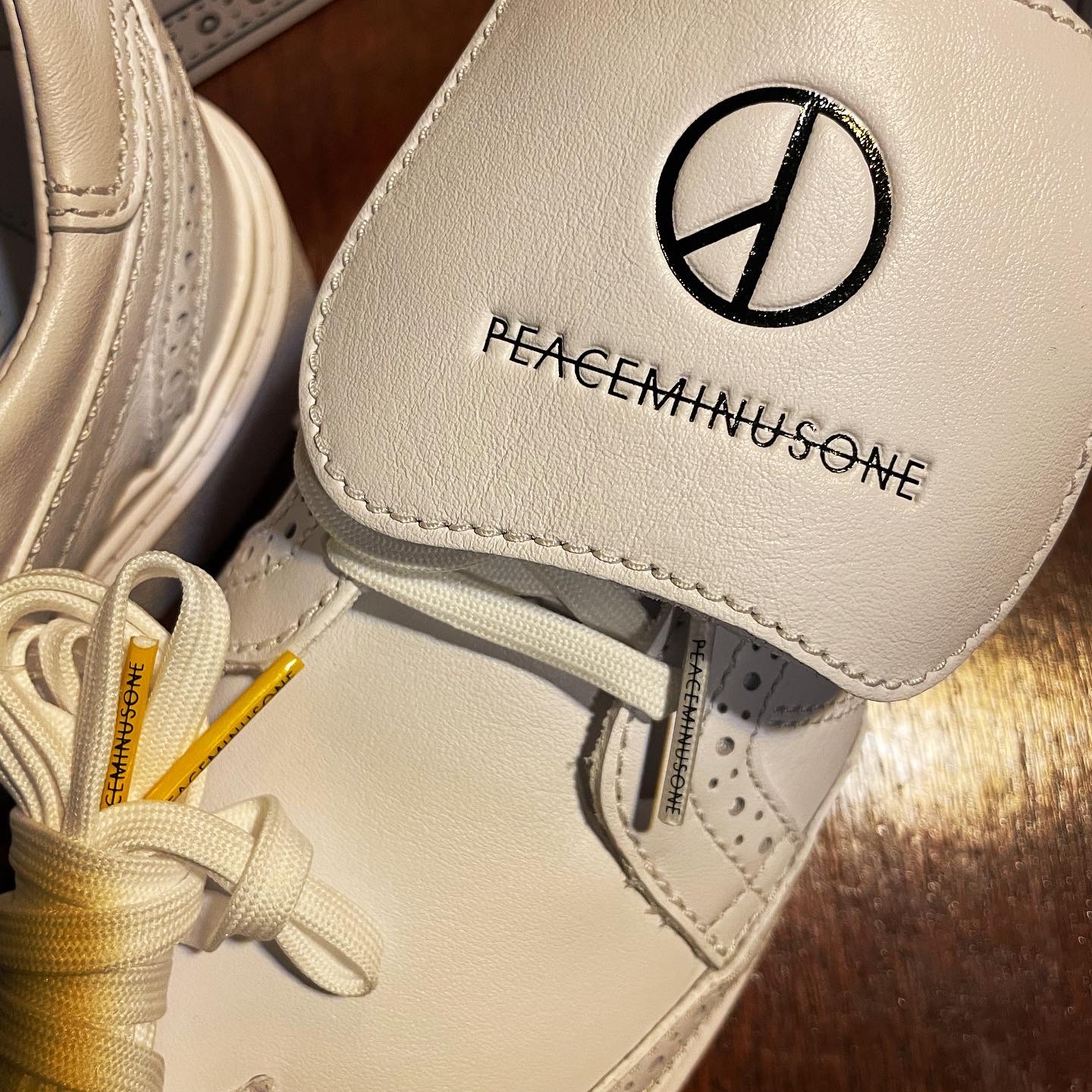 Nike x Peaceminusone Kwondo1 White 착용 스타일 - 3