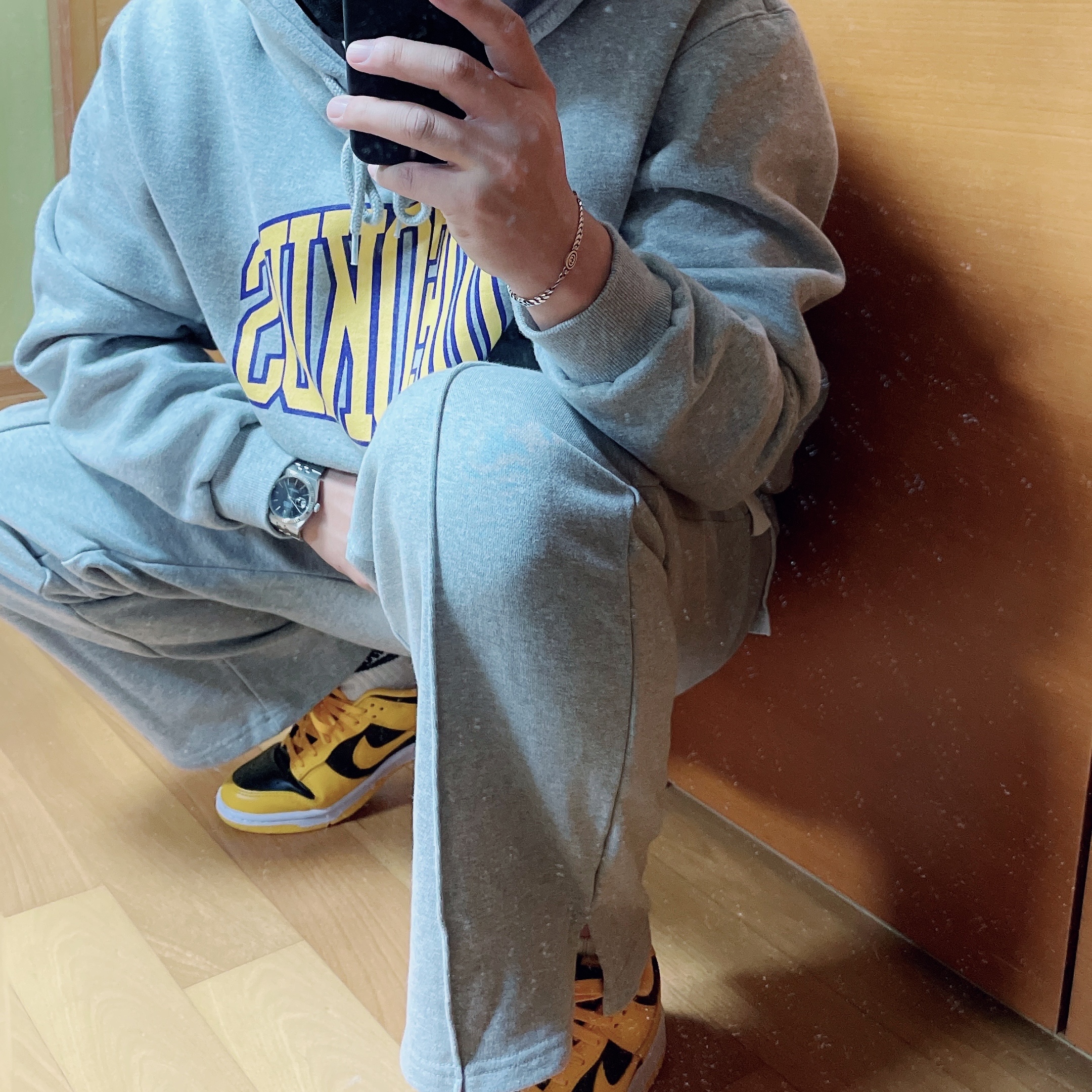 Nike Dunk Low Retro Championship Goldenrod 착용 스타일 - 1