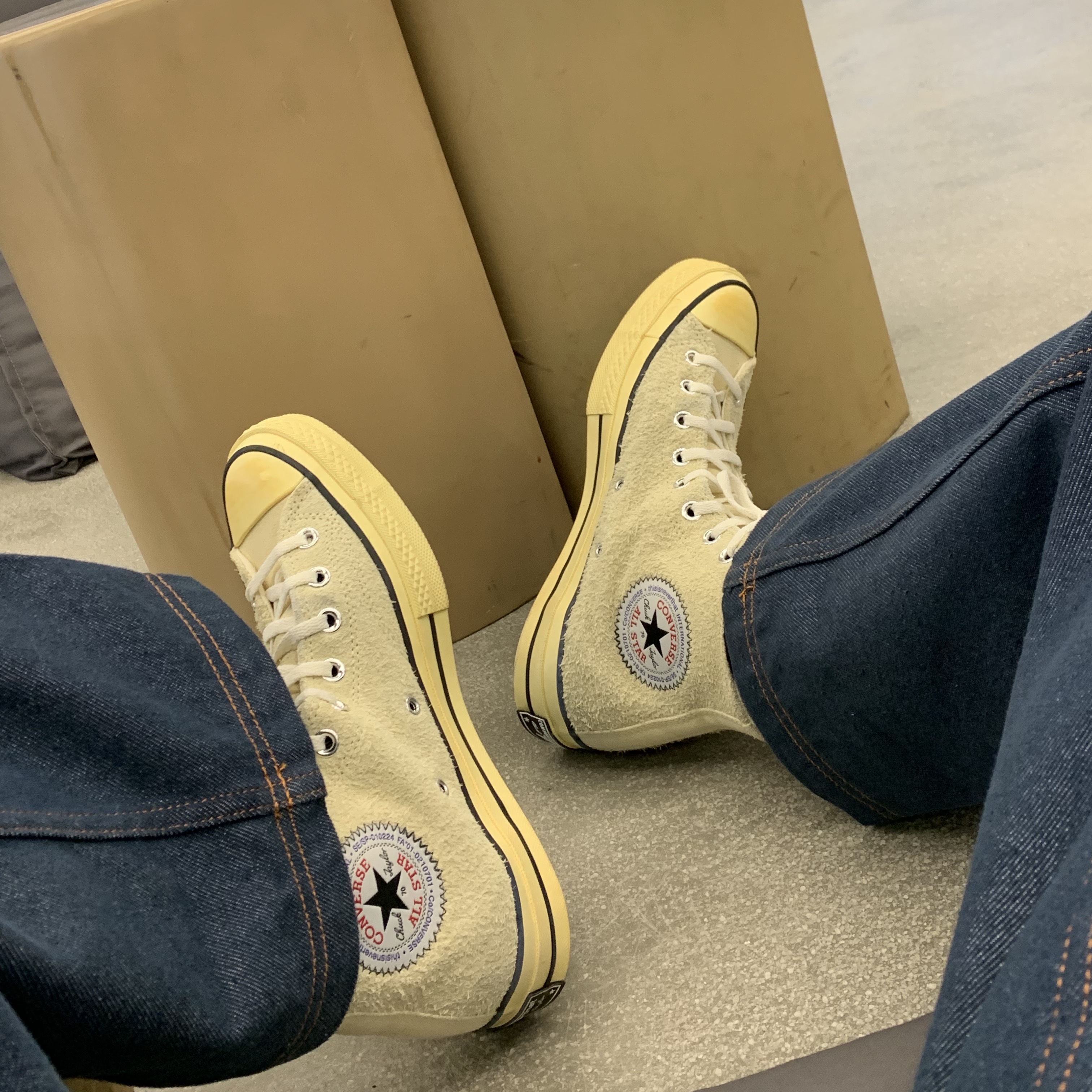 Converse x Thisisneverthat Chuck 70 High Lemon Icing 착용 스타일 - 1