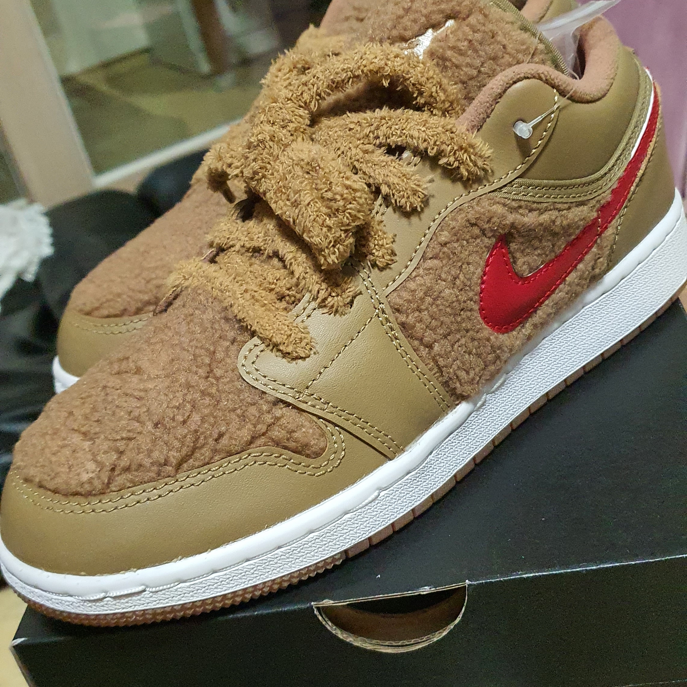 (GS) Jordan 1 Low Teddy Bear 착용 스타일