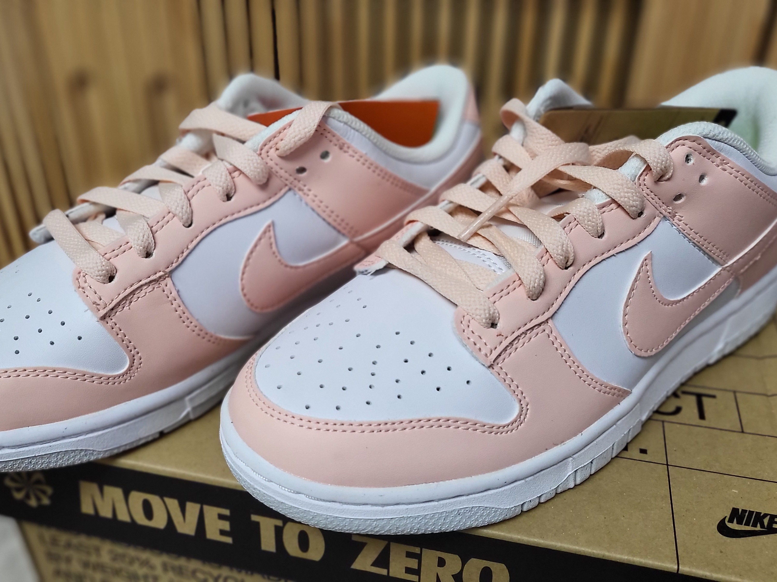 (W) Nike Dunk Low Next Nature Pale Coral 착용 스타일 - 3