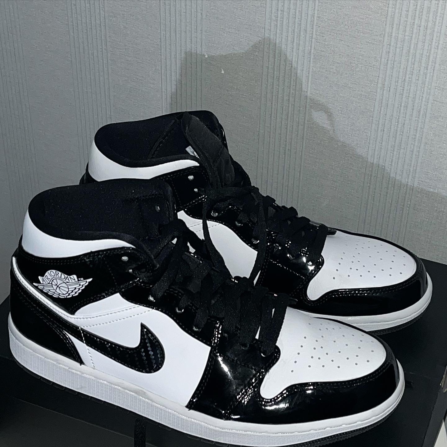 Jordan 1 Mid SE ASW Black 착용 스타일 - 1