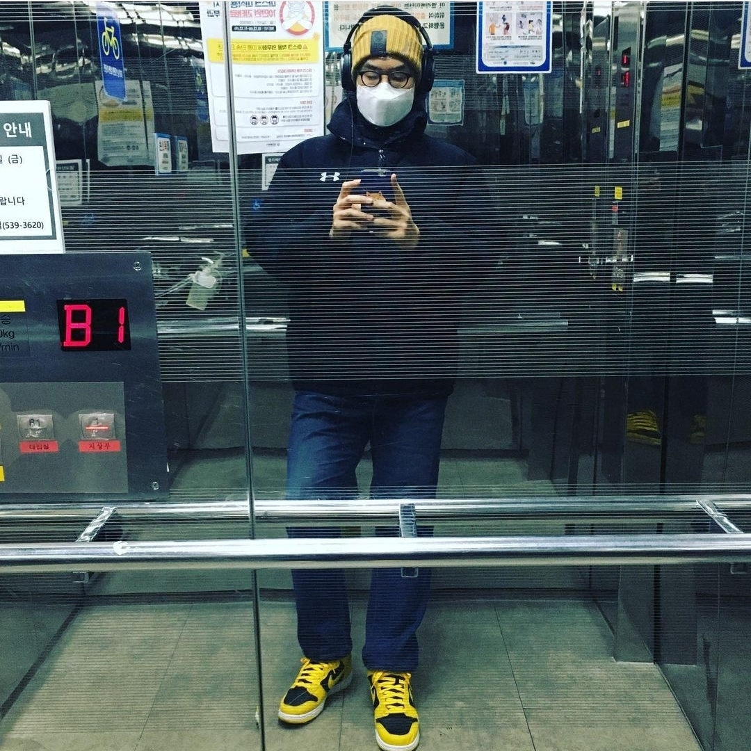 Nike Dunk High SP Varsity Maize 착용 스타일