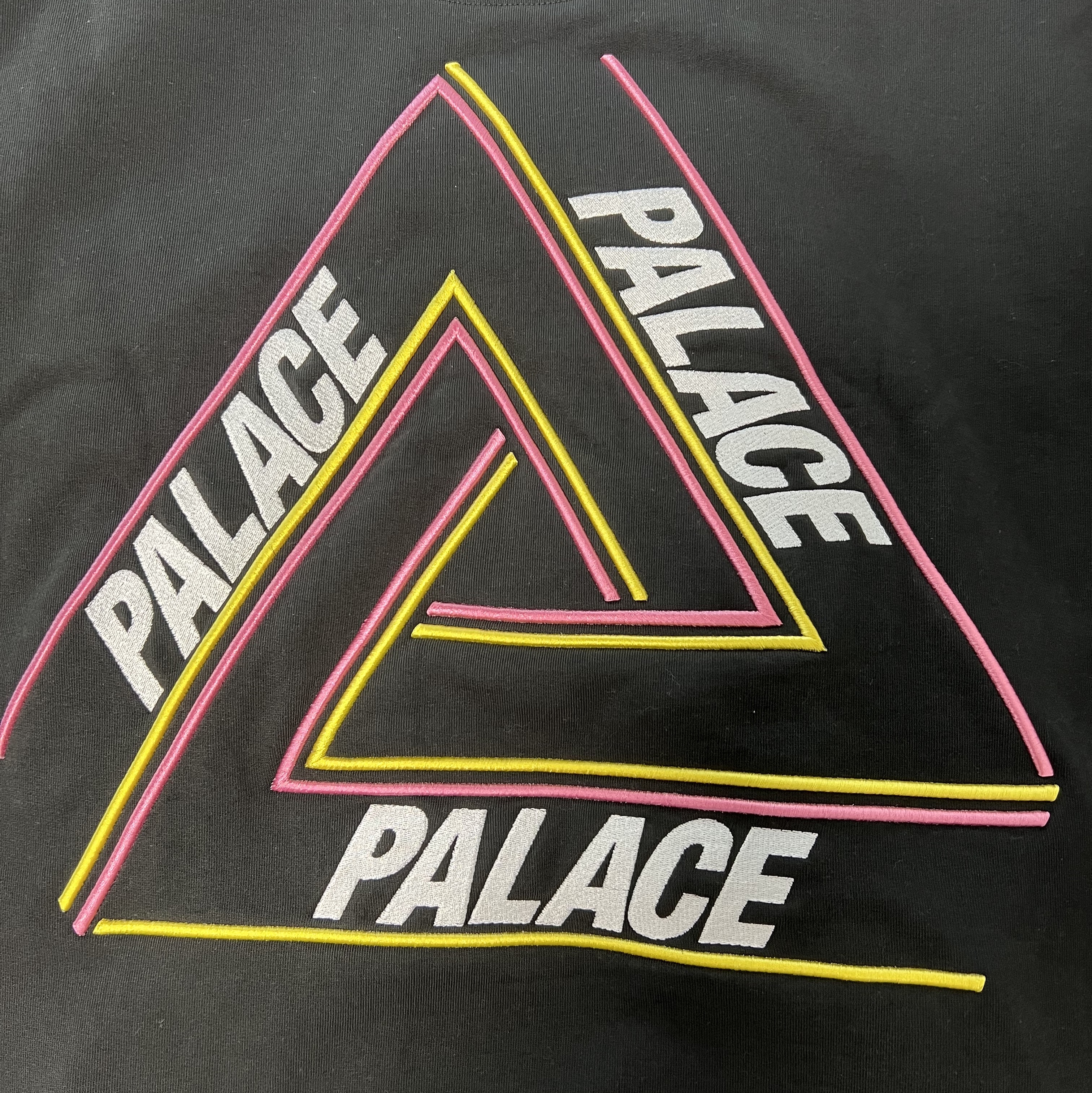 Palace Basically A Tri-Ferg Crew Black - 21FW 착용 스타일
