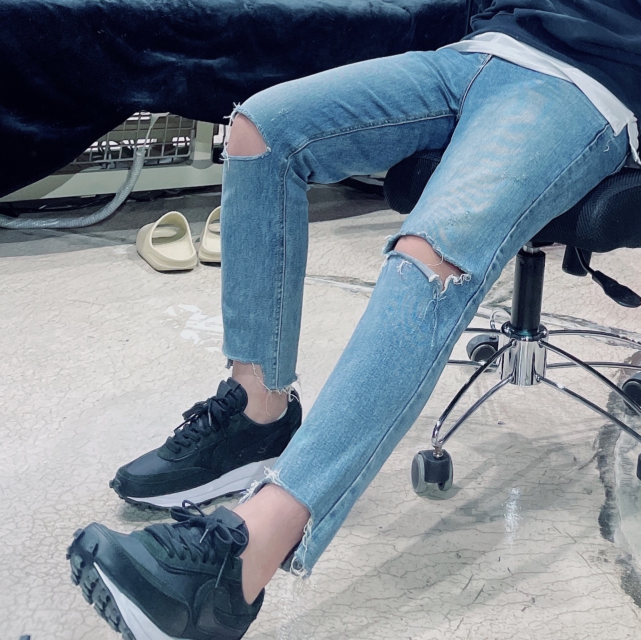 Nike x Sacai LDWaffle Black Nylon 착용 스타일 - 1