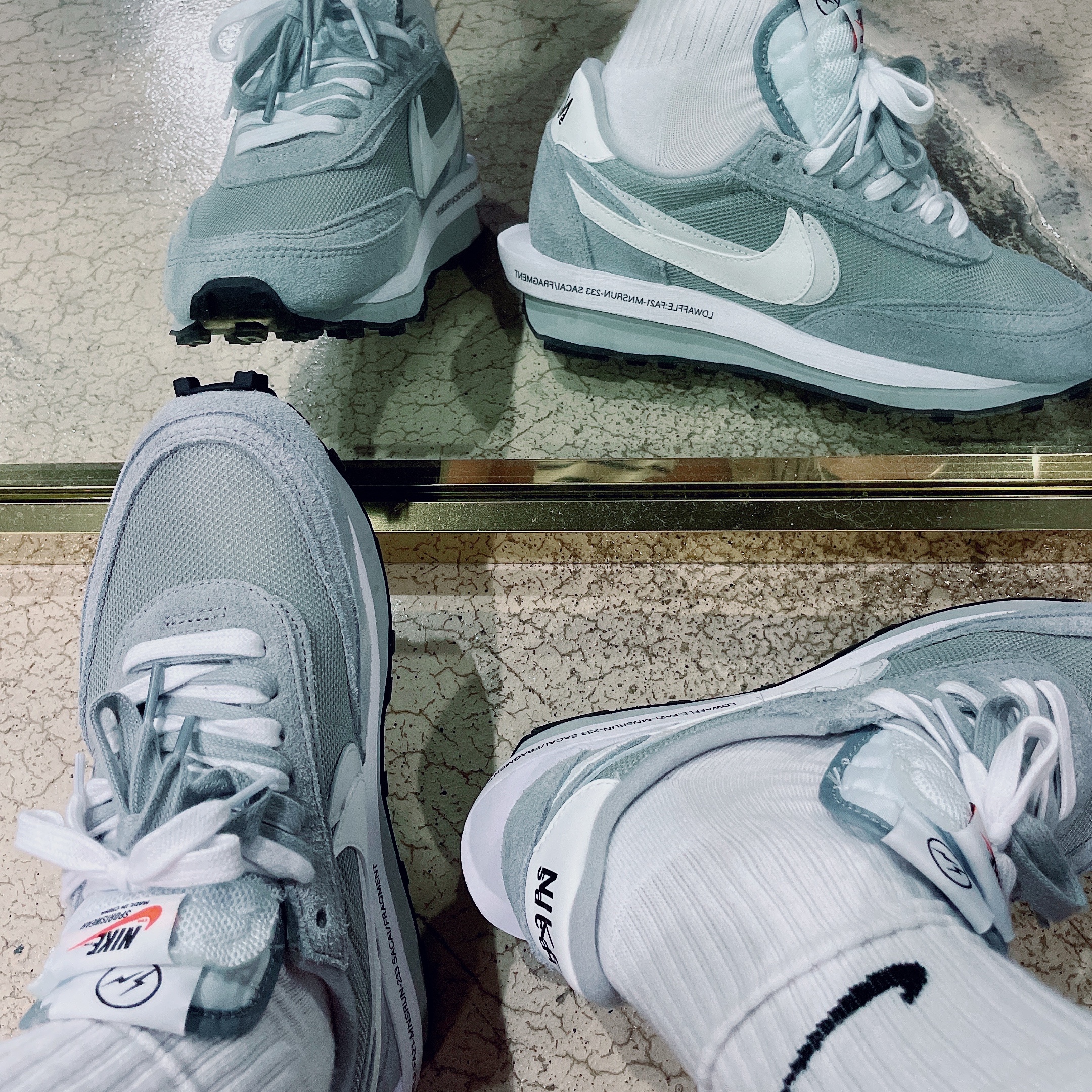 Nike x Sacai x Fragment LDWaffle Light Smoke Grey 착용 스타일 - 1