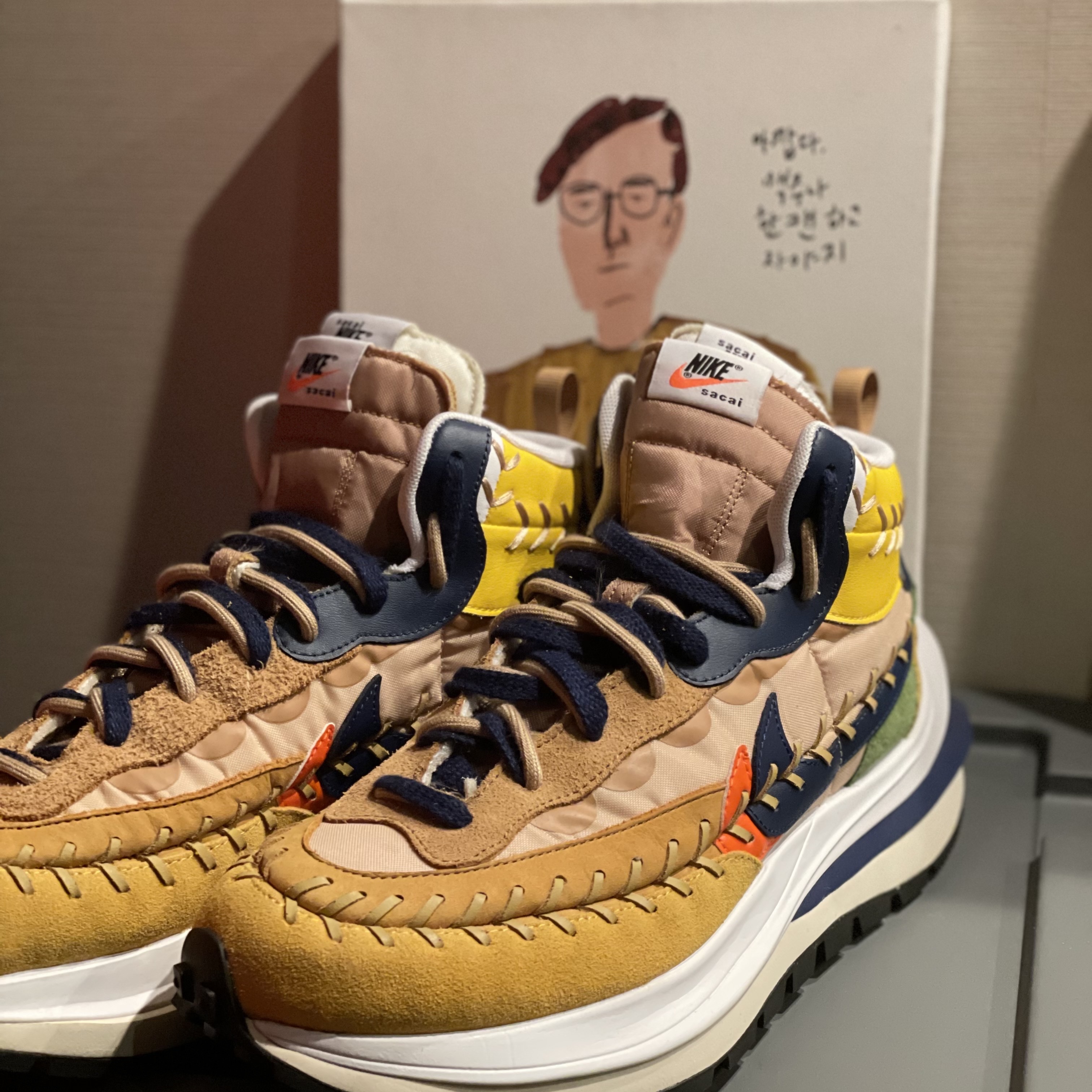 Nike x Sacai x Jean Paul Gaultier VaporWaffle Sesame Blue Void 착용 스타일