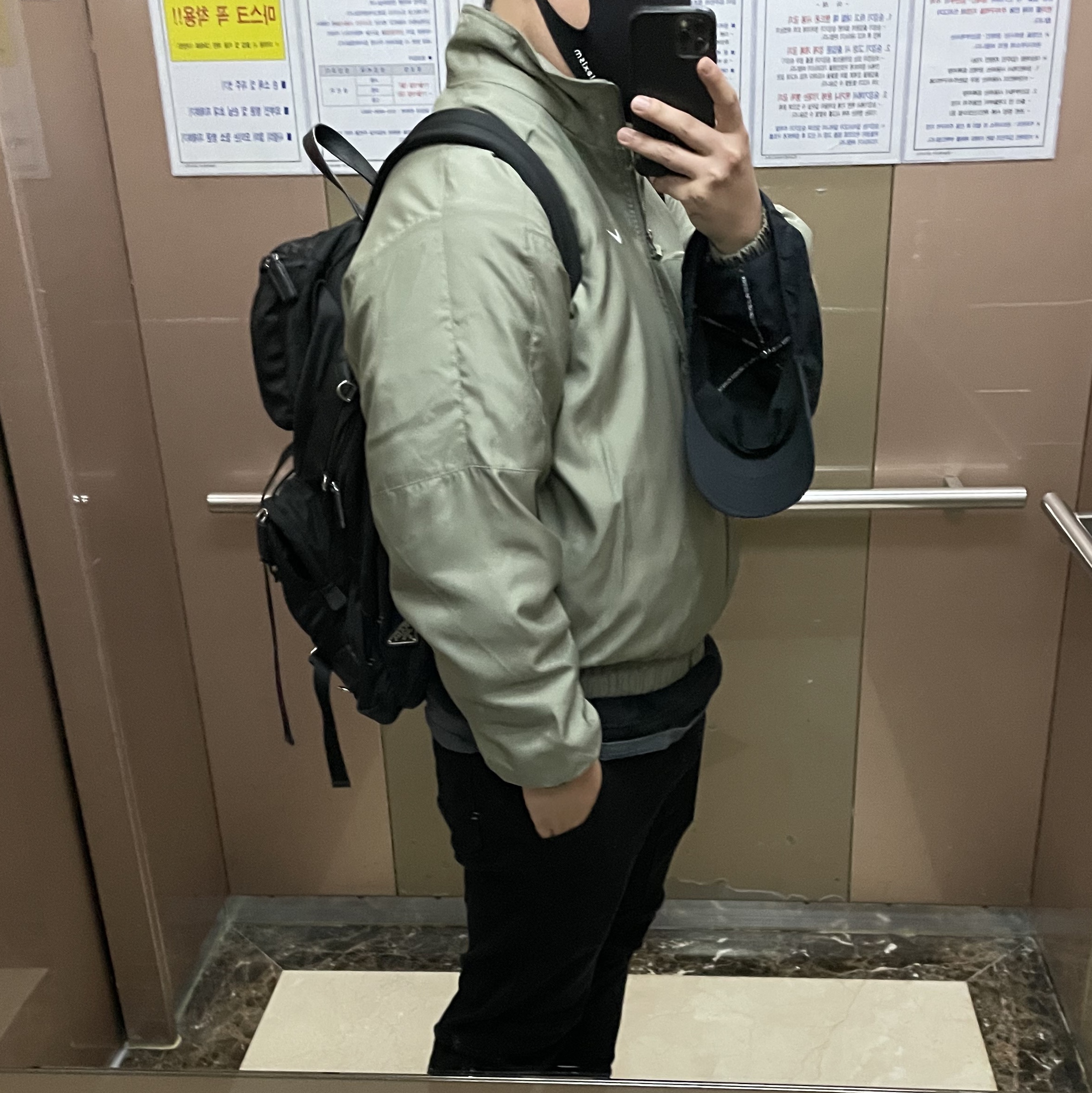 Nike NRG Solo Swoosh Satin Bomber Jacket Light Army - Asia 착용 스타일 - 1