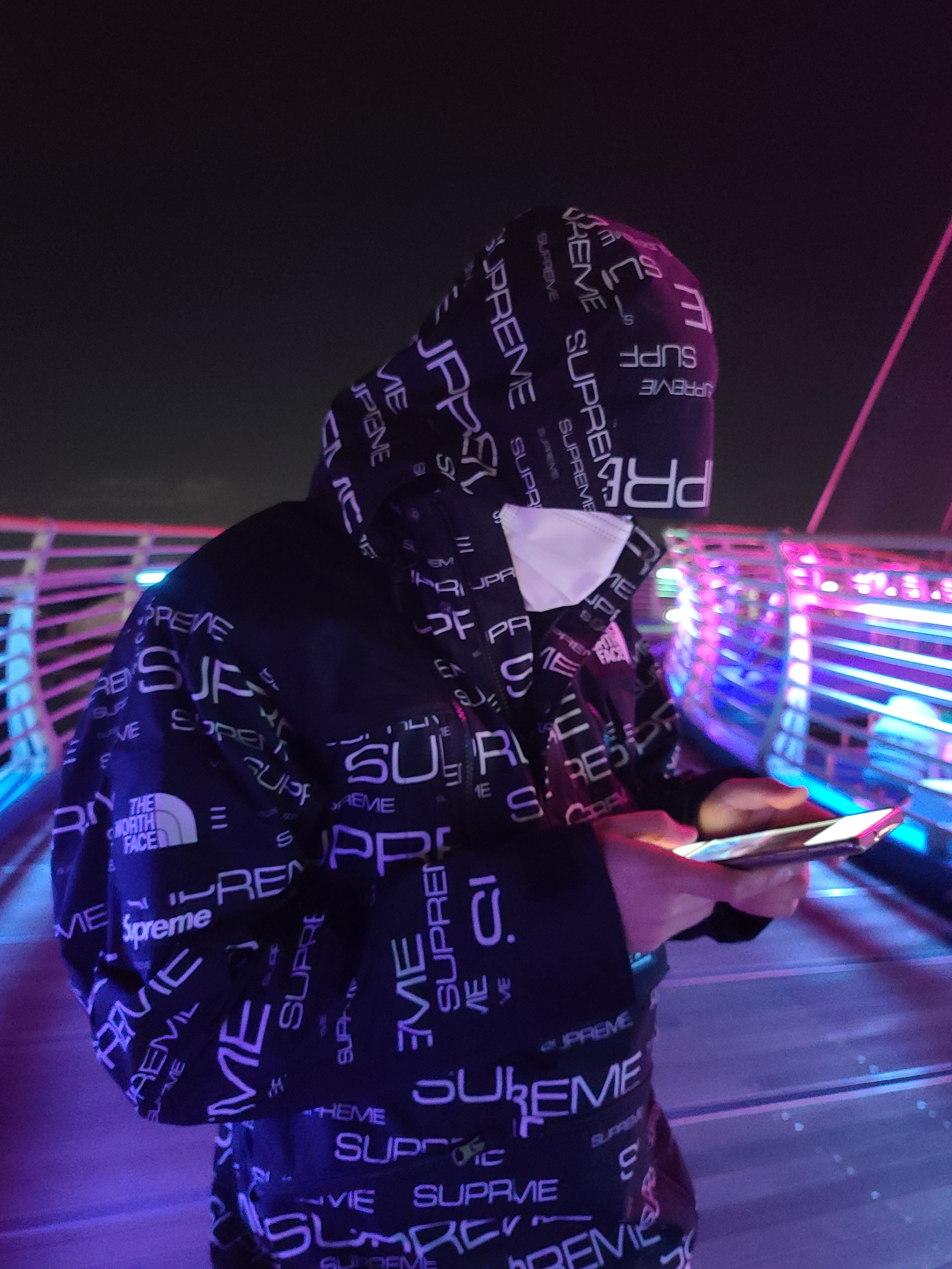 Supreme x The North Face Steep Tech Apogee Jacket Black - 21FW, Jordan 1 Retro High Rookie of the Year 착용 스타일 - 3