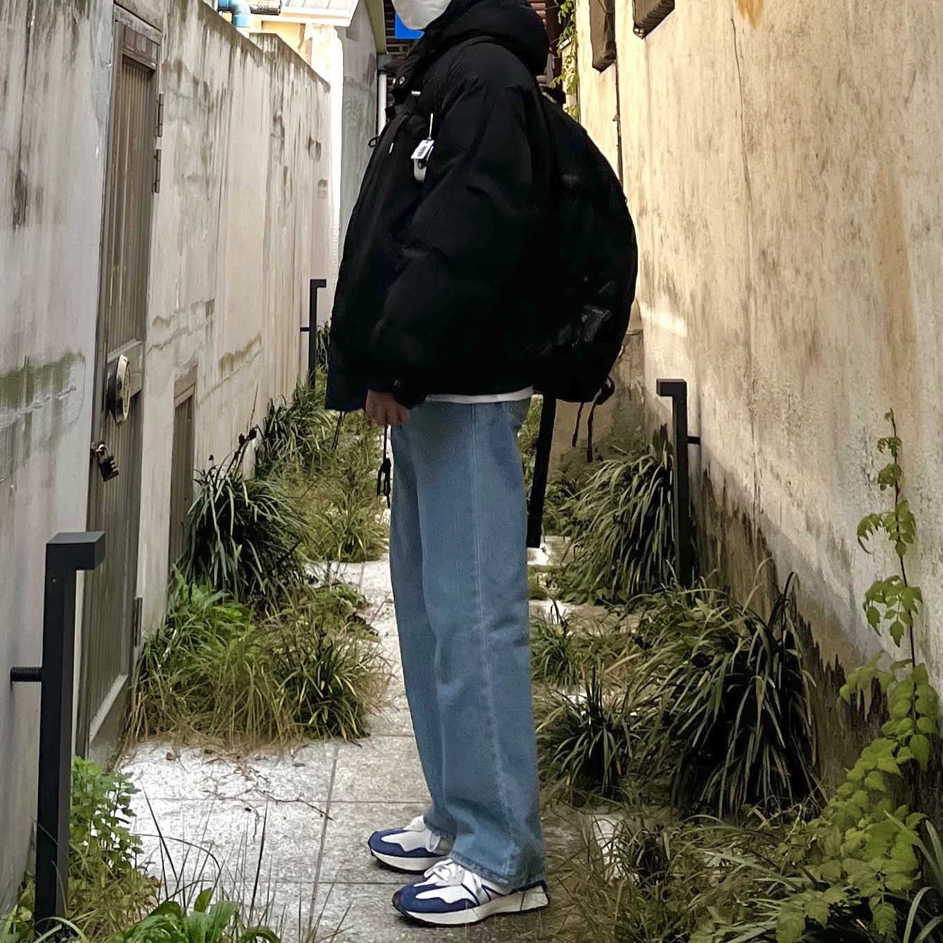 New Balance 327 Primary Pack Blue 착용 스타일 - 1