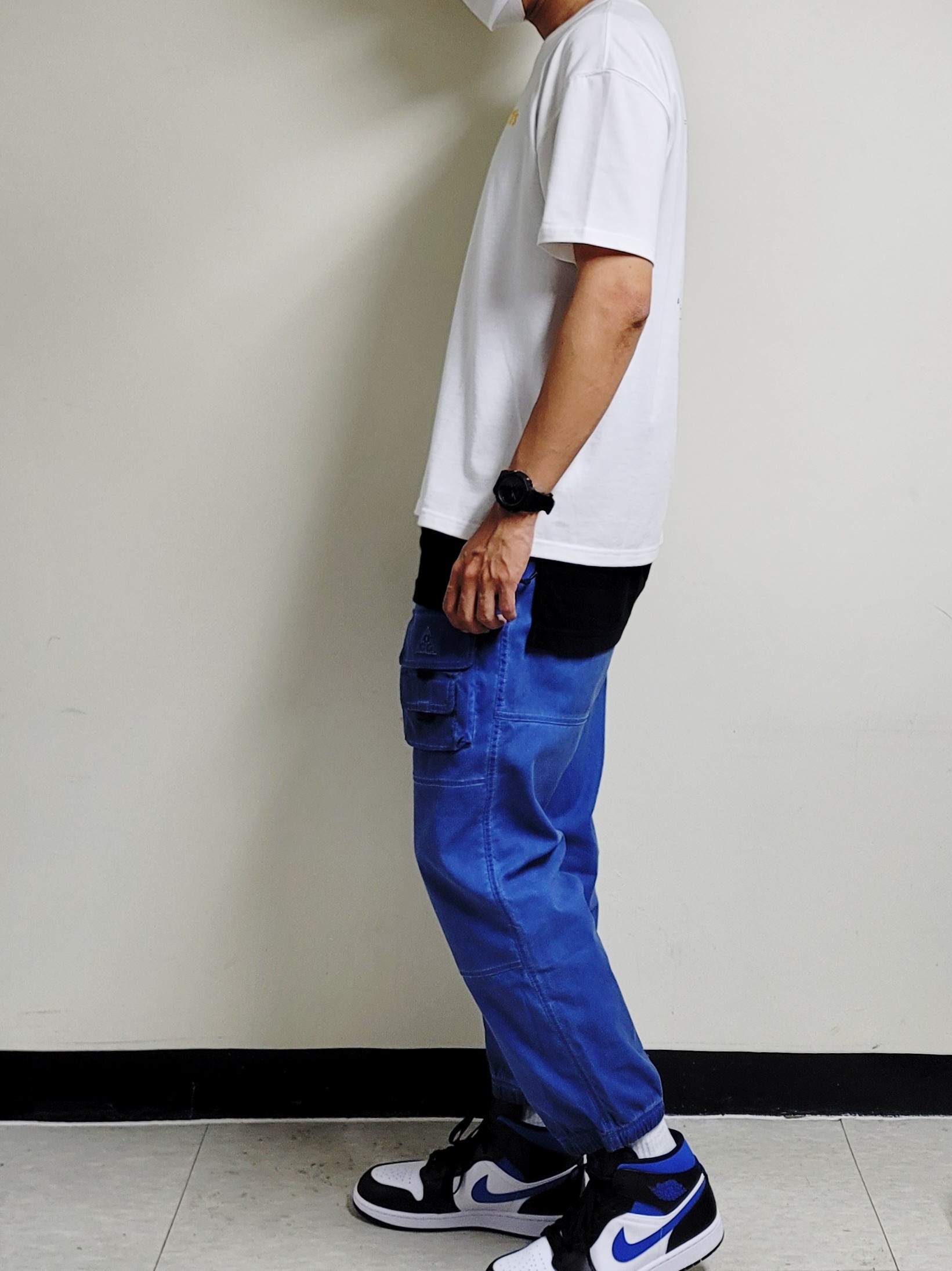 Jordan 1 Mid Racer Blue, Nike ACG Watchman Peak Pants Blue Void - Asia 착용 스타일 - 1