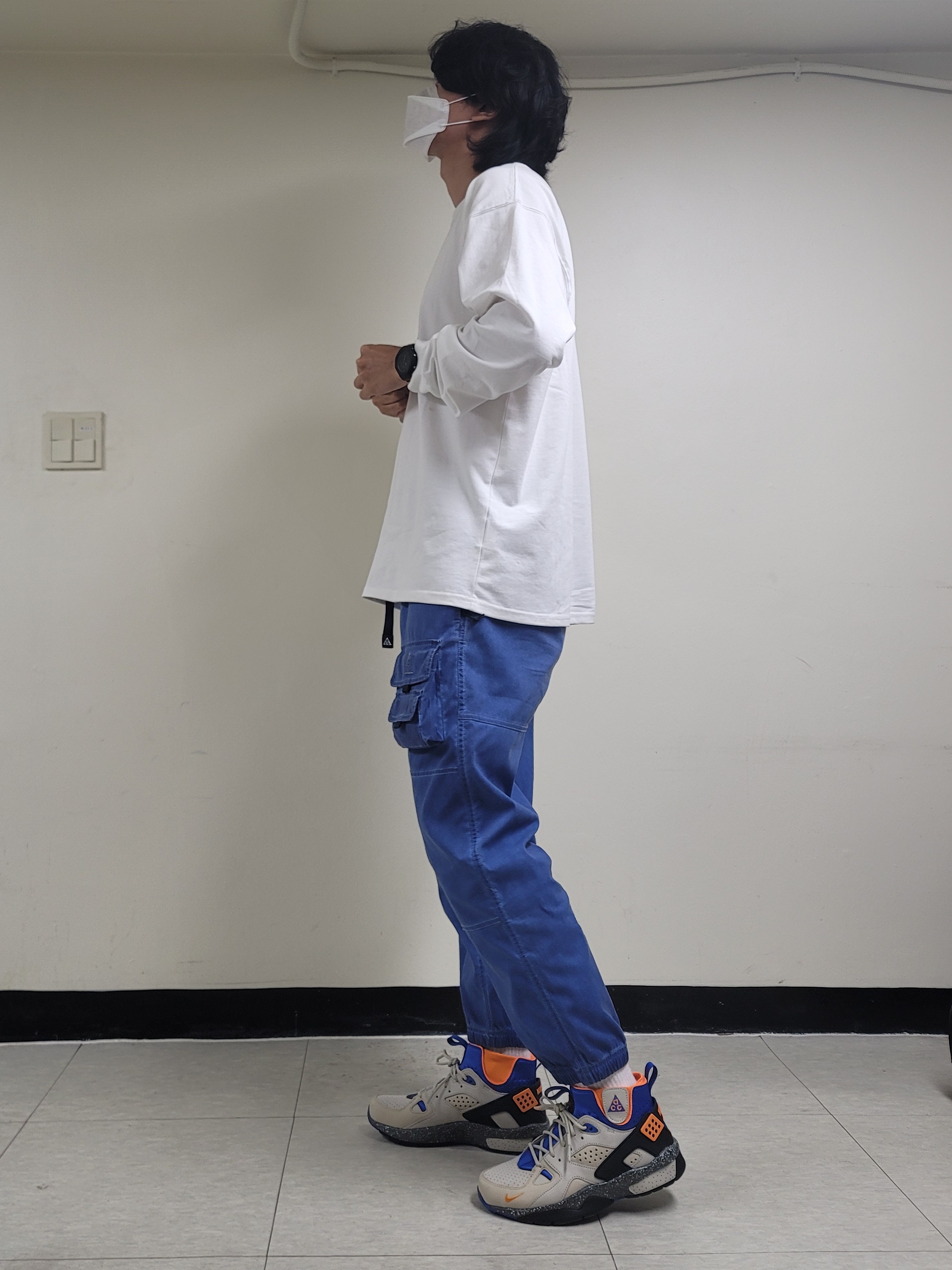 Jordan 1 Mid Racer Blue, Nike ACG Watchman Peak Pants Blue Void - Asia 착용 스타일 - 2