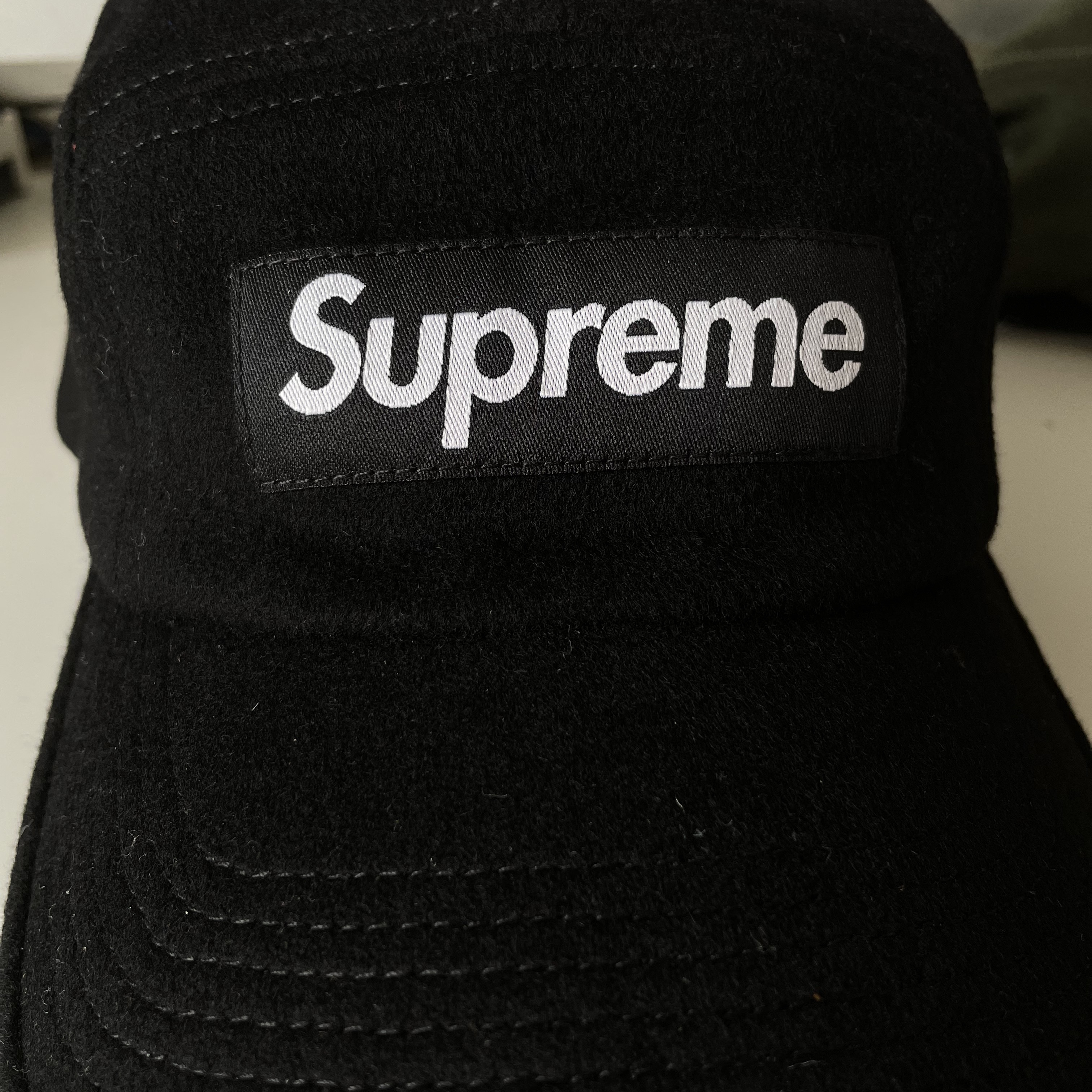 Supreme Wool Camp Cap Black - 21FW 착용 스타일 - 1