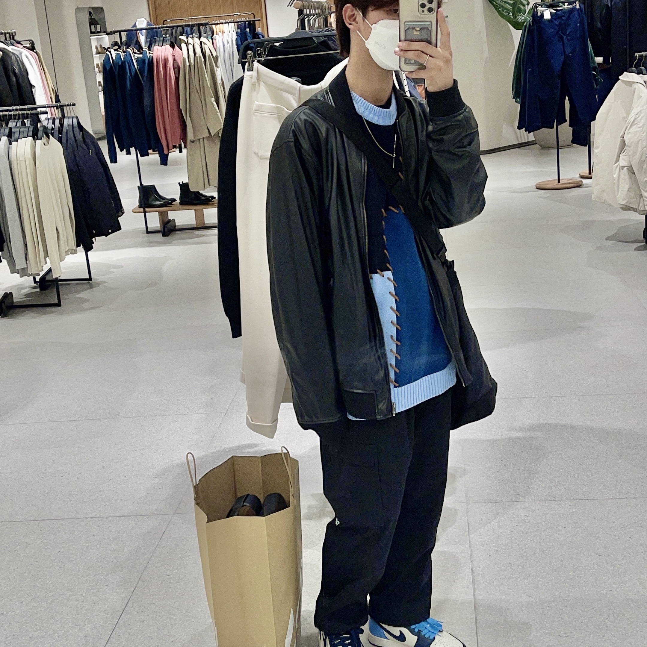 Jordan 1 Retro High Obsidian UNC 착용 스타일