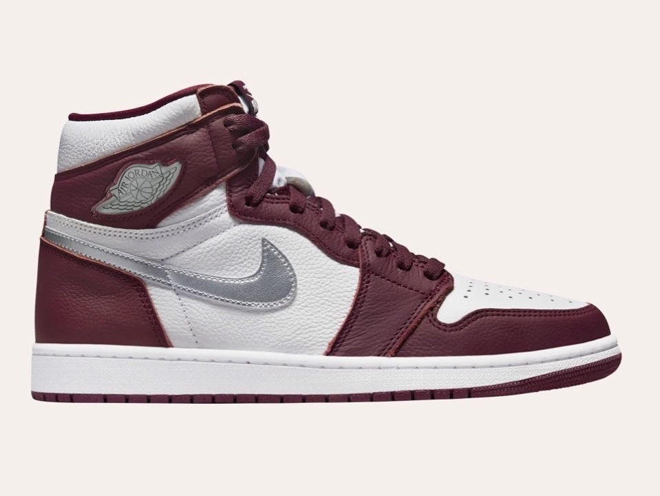 Jordan 1 Retro High OG Bordeaux, (GS) Jordan 1 Retro High OG Bordeaux 착용 스타일 - 3