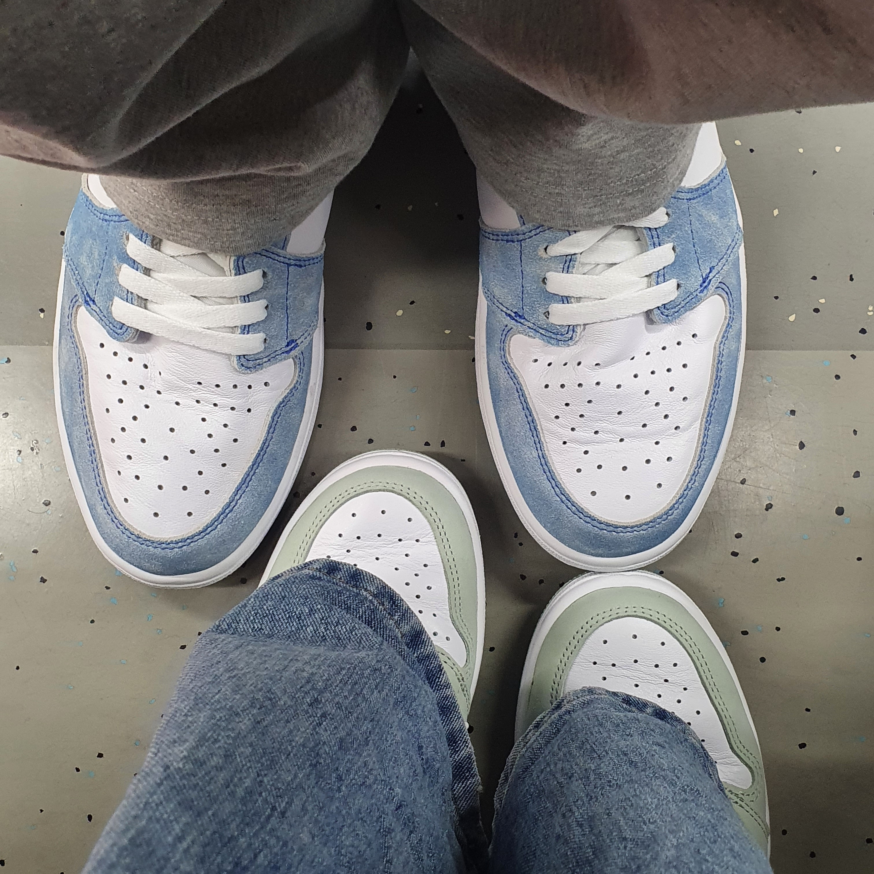 (W) Jordan 1 Retro High OG Seafoam, Jordan 1 Retro High OG Hyper Royal 착용 스타일