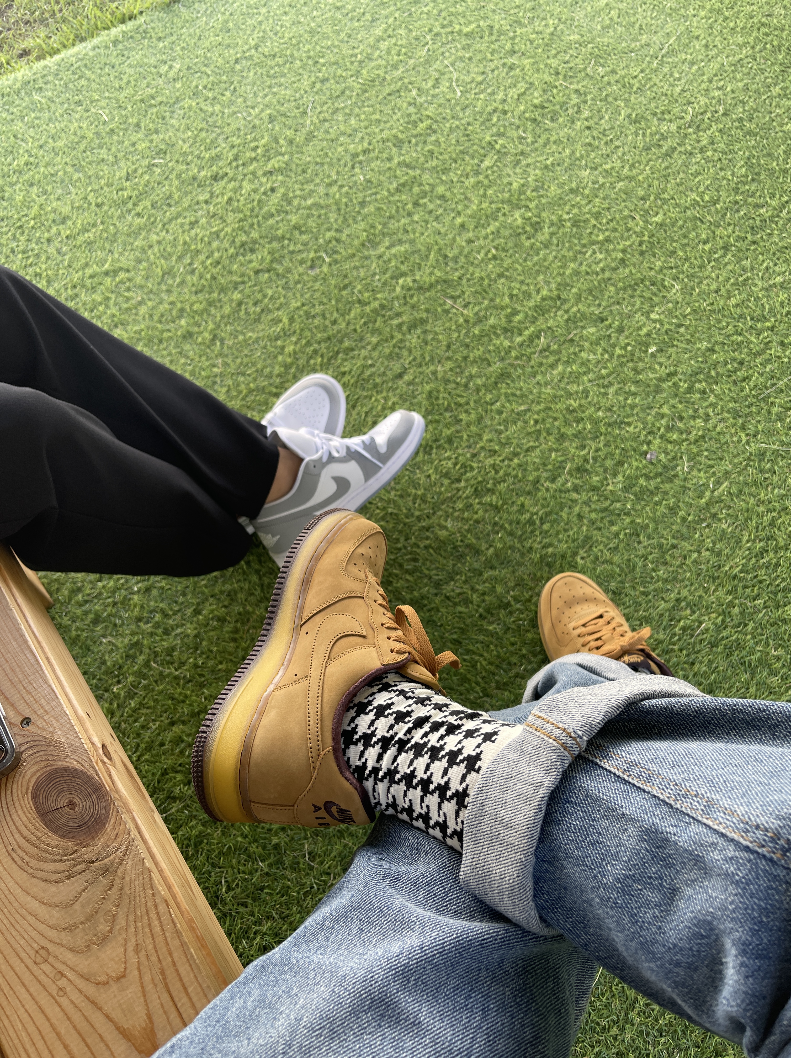 Nike Air Force 1 Low Retro SP Wheat Mocha 착용 스타일 - 3
