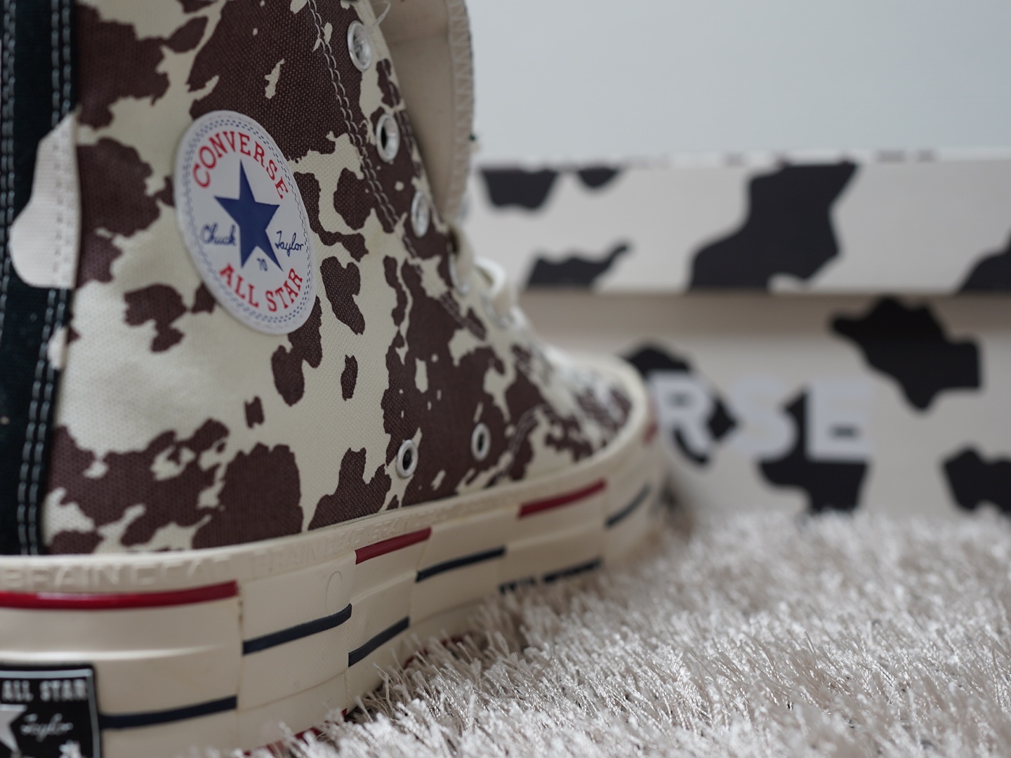 Converse x Brain Dead Chuck 70 Hi Egret 착용 스타일 - 5