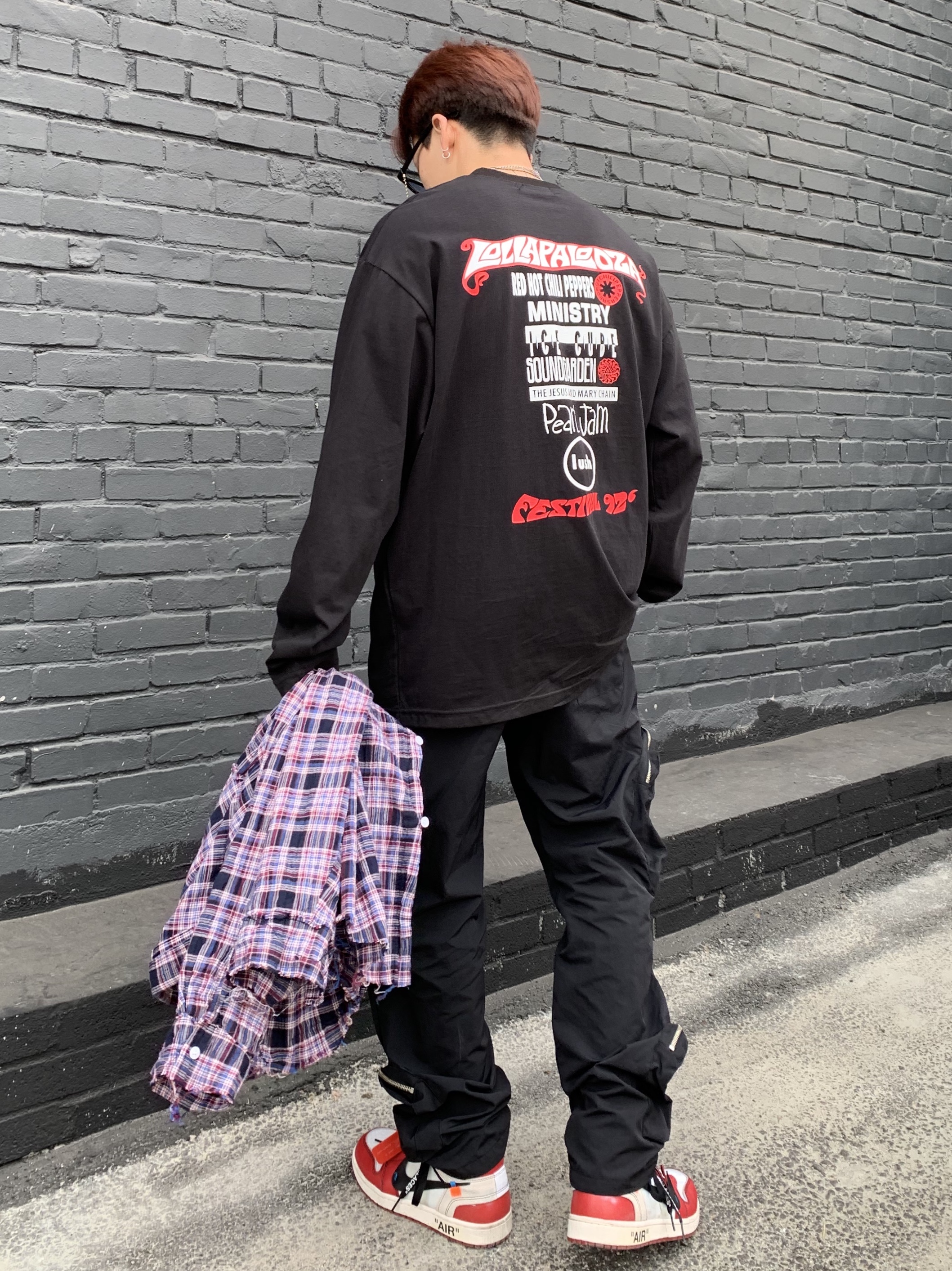 Jordan 1 x Off-White Retro High Chicago The Ten 착용 스타일