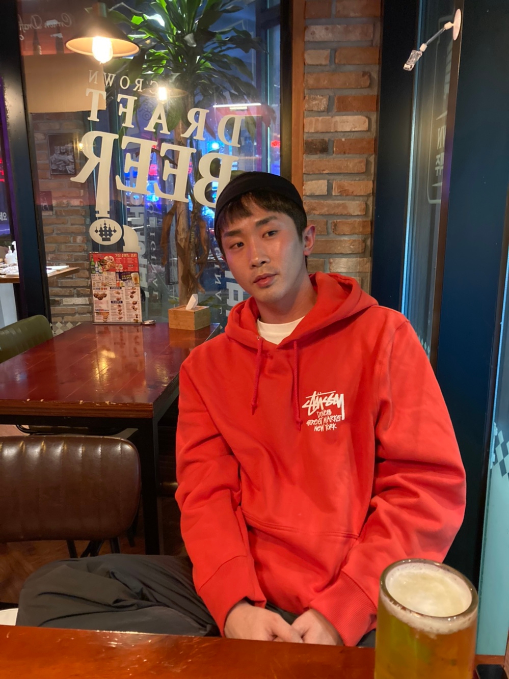 Stussy Stock DSM New York Hoodie Red 2021, Nike x Sacai x Undercover LDWaffle Midnight Spruce University Red 착용 스타일 - 2