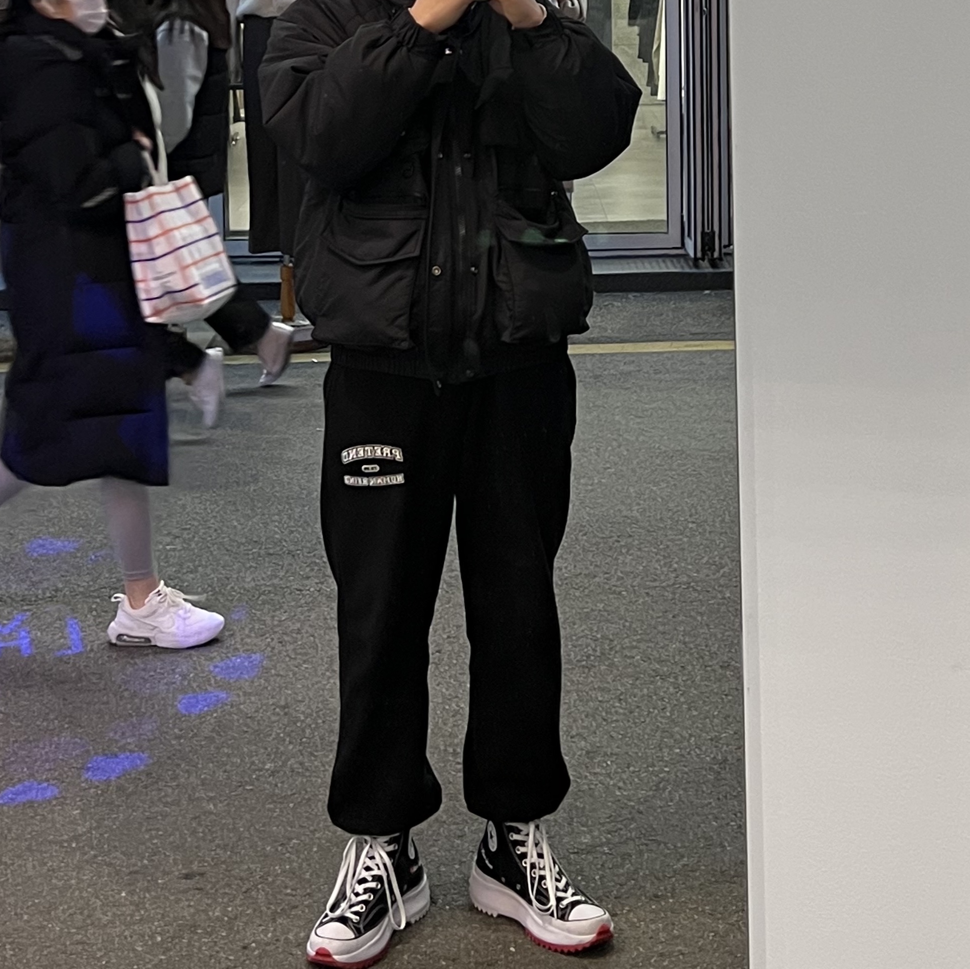 Converse Run Star Hike Hi Valentine Day 착용 스타일