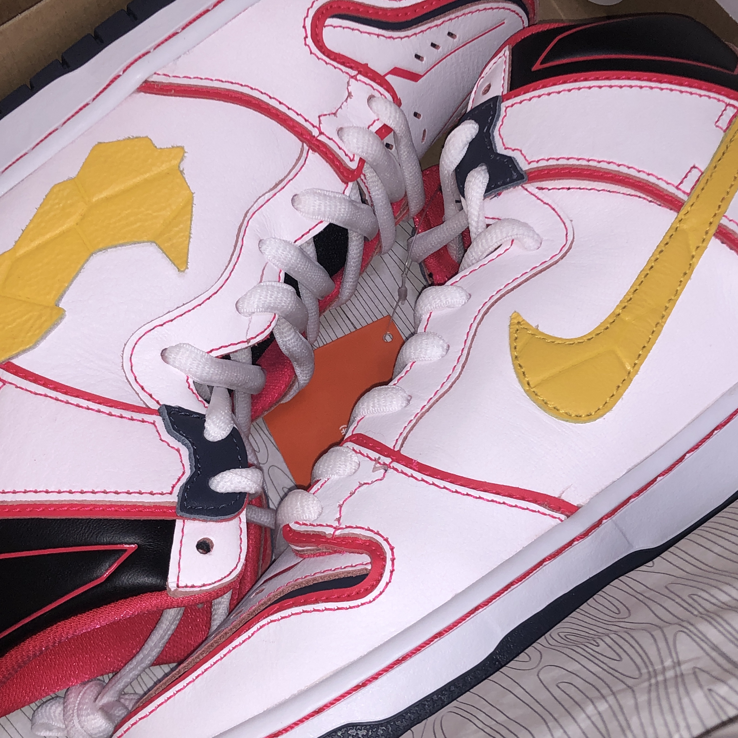 Nike x Gundam SB Dunk High Pro QS Unicorn RX-0 착용 스타일 - 2
