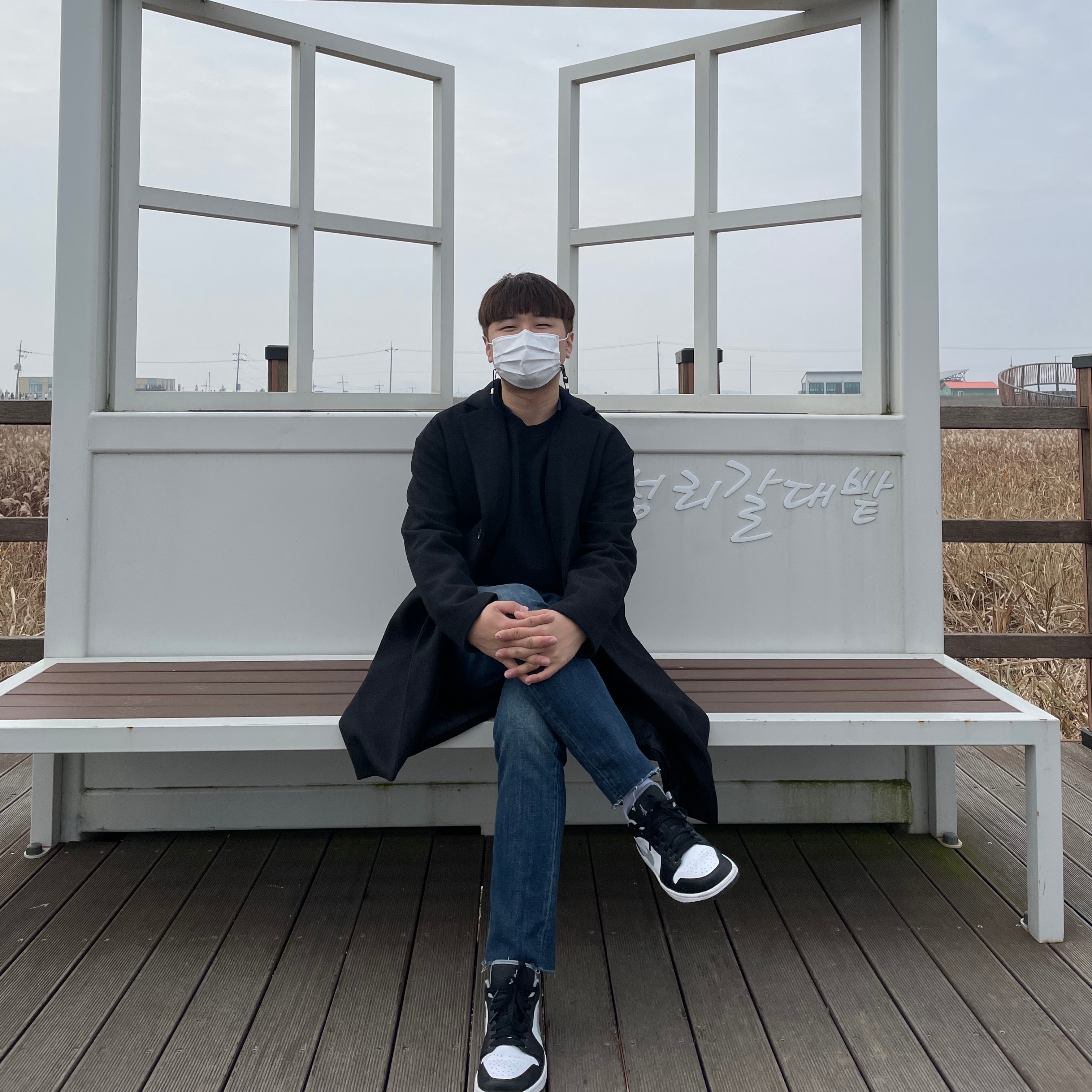 AMI de Coeur Sweatshirt Black, Jordan 1 Low Black Particle Grey 착용 스타일