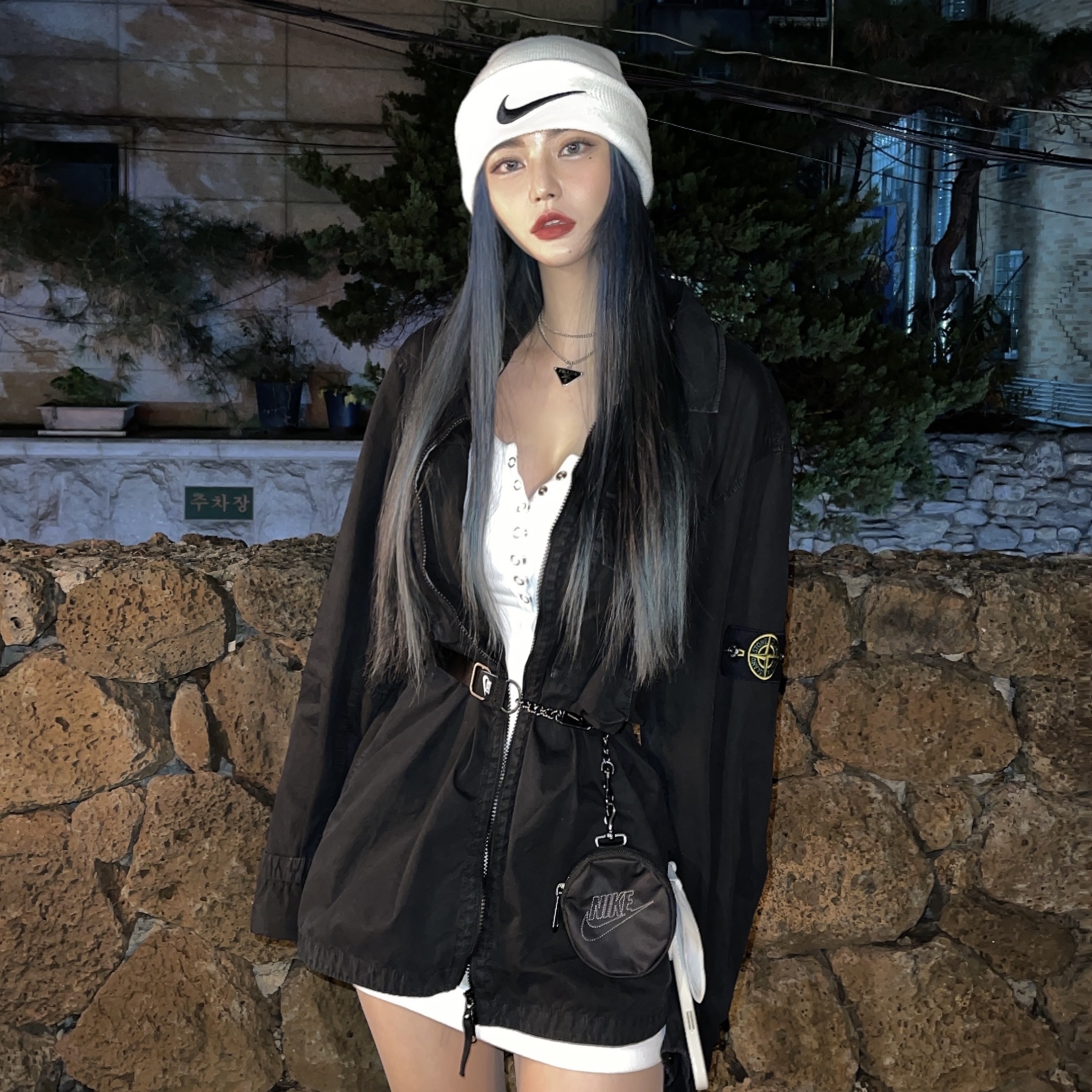 Jordan 1 x Travis Scott x Fragment Retro Low OG SP Military Blue, Stone Island 113WN T.CO+OLD Overshirt Black - 21FW 착용 스타일 - 2