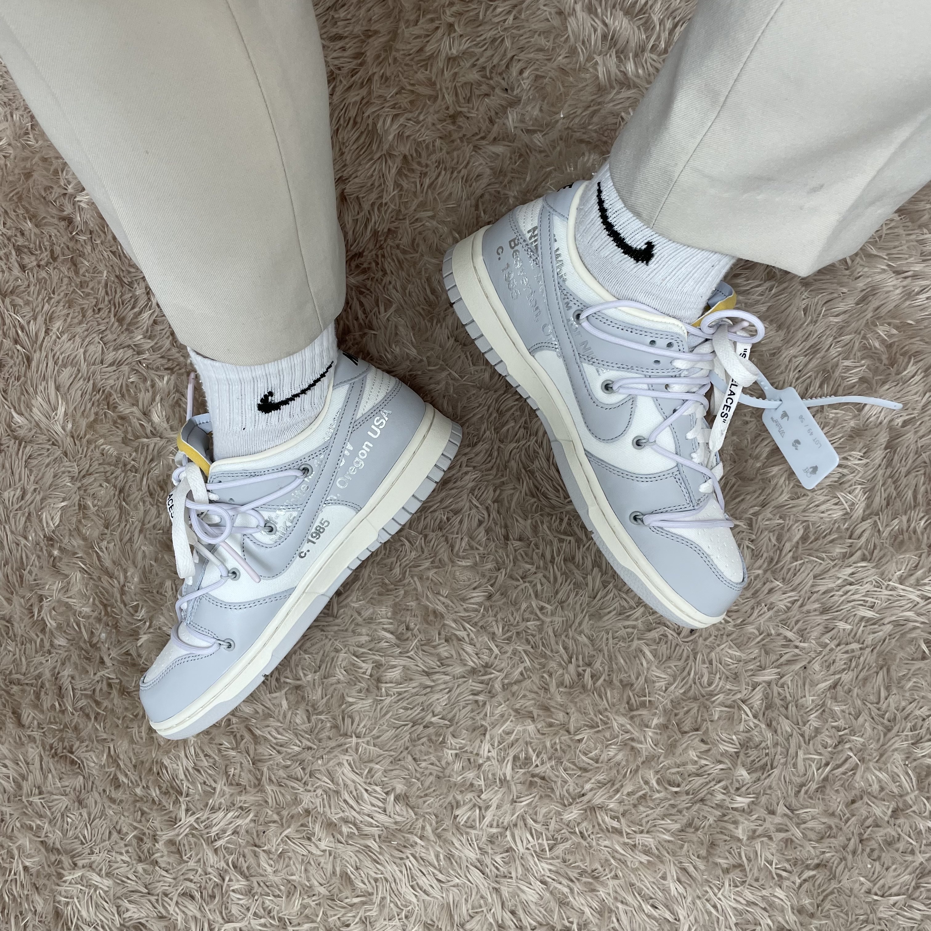 Stone Island 44508 Nylon Metal Down-TC Jacket Light Grey - 21FW, Nike x Off-White Dunk Low The 50 - Lot 49 착용 스타일 - 4