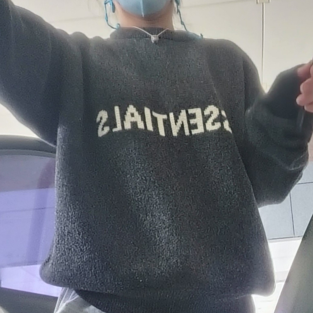 Essentials Knit Sweater Black Melange - 20SS 착용 스타일