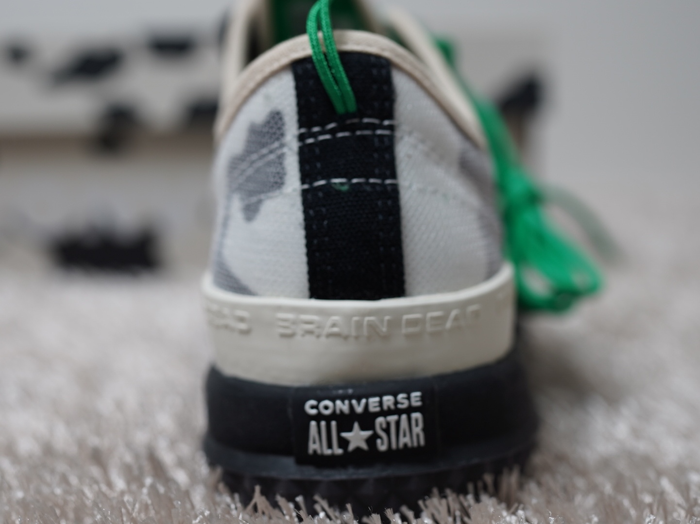 Converse x Brain Dead Bosey Boot Ox Natural Ivory 착용 스타일 - 4
