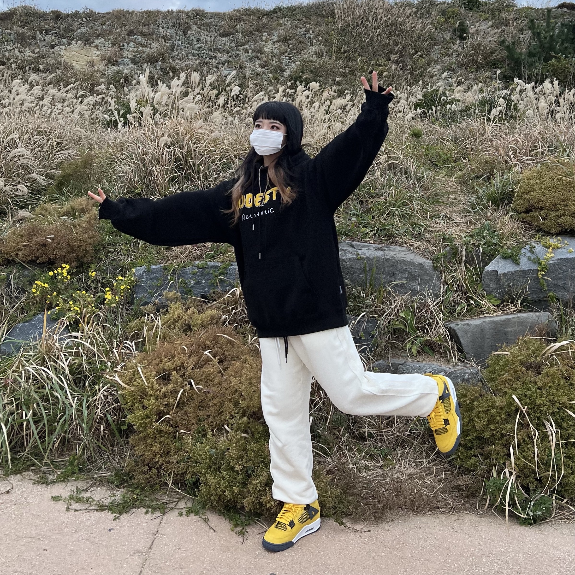 Jordan 4 Retro Tour Yellow 착용 스타일