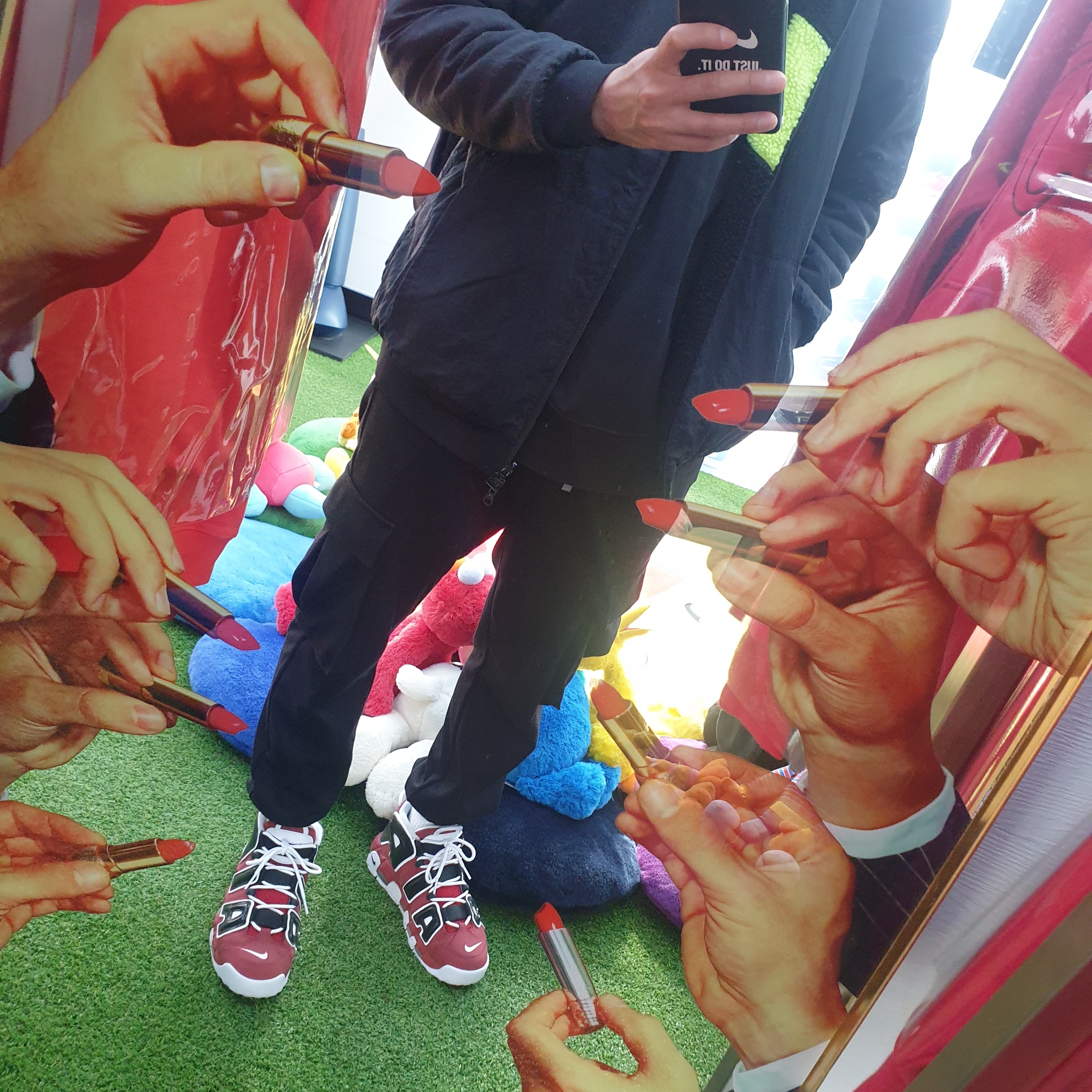 Nike Air More Uptempo 96 Bulls 2021, Nike Big Swoosh Full Zip Jacket Black Volt 착용 스타일