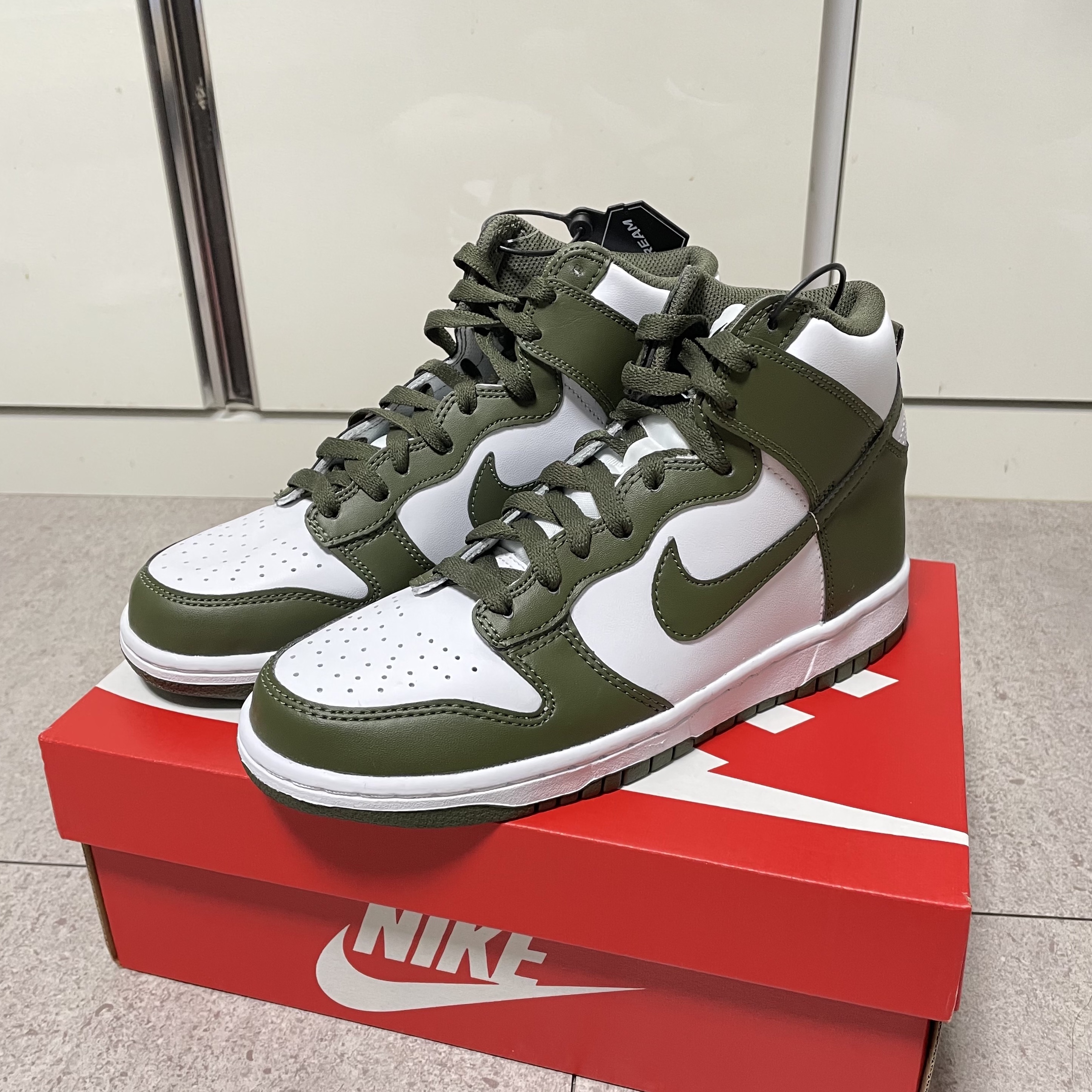 (GS) Nike Dunk High Cargo Khaki 착용 스타일