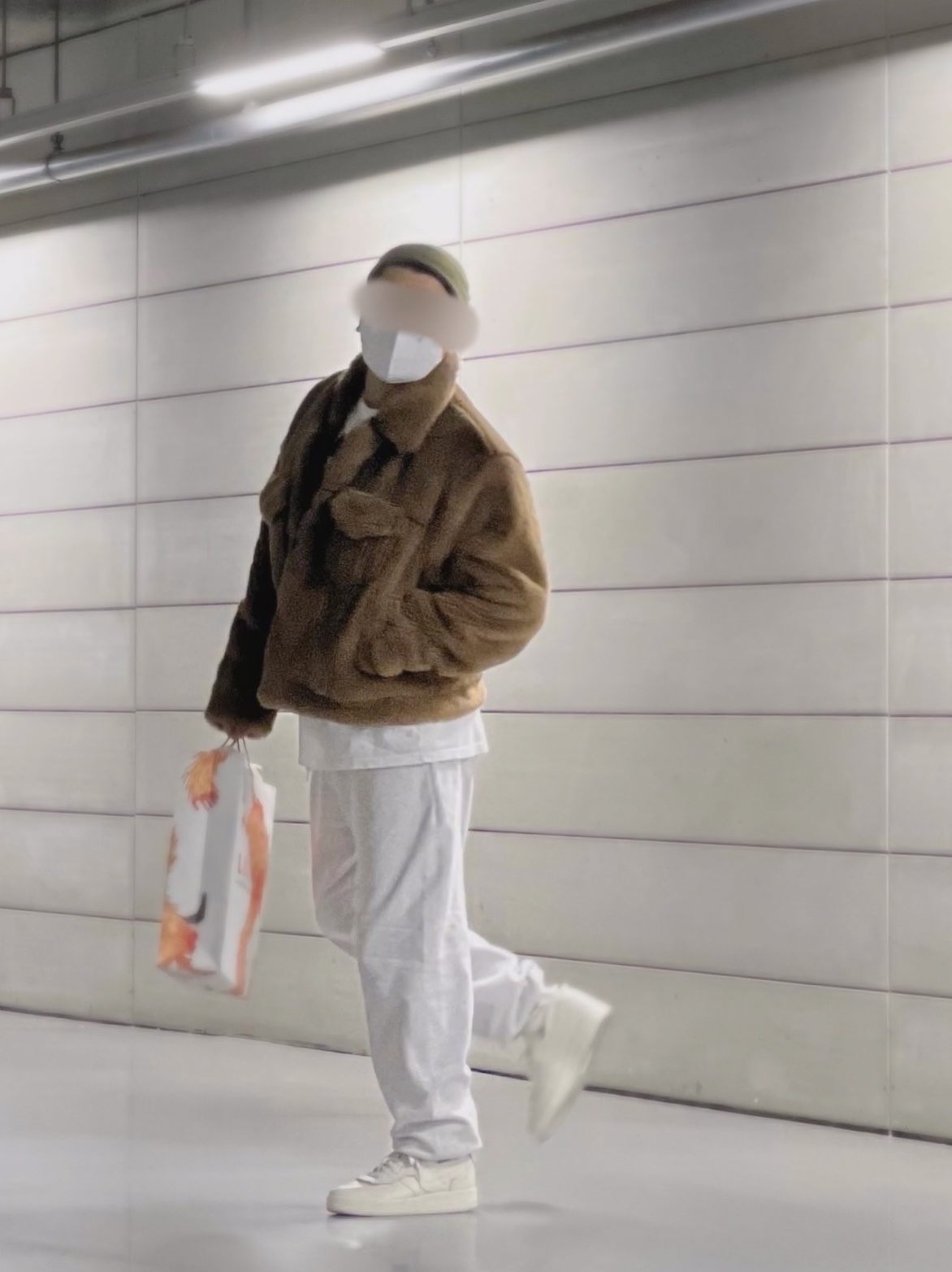 Nike x Comme des Garcons Homme Plus Air Force Mid White 착용 스타일 - 3
